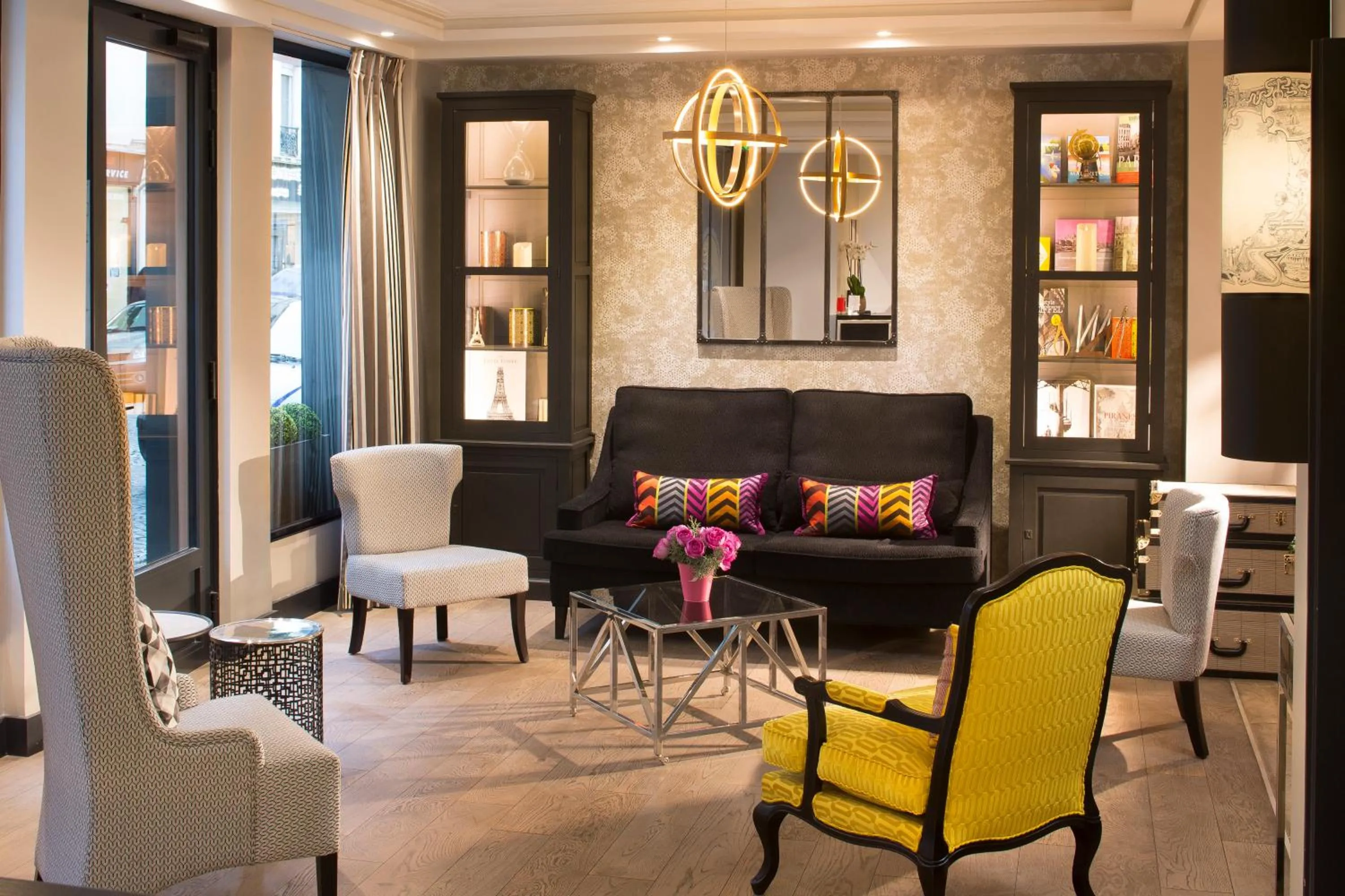 Seating area in Hôtel Gustave