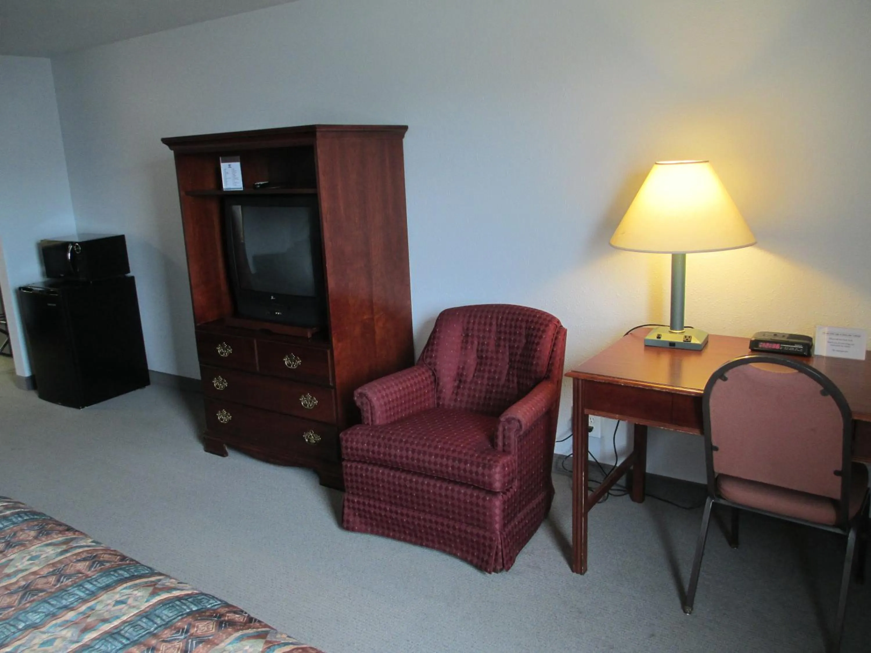 Seating area in Americas Best Value Inn Billings