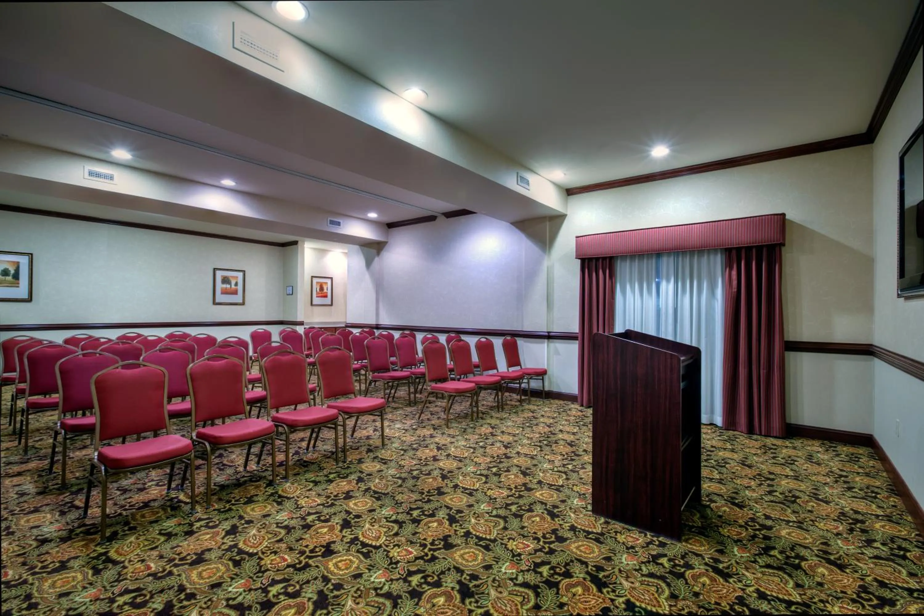 Meeting/conference room in Country Inn & Suites by Radisson, Wilmington, NC