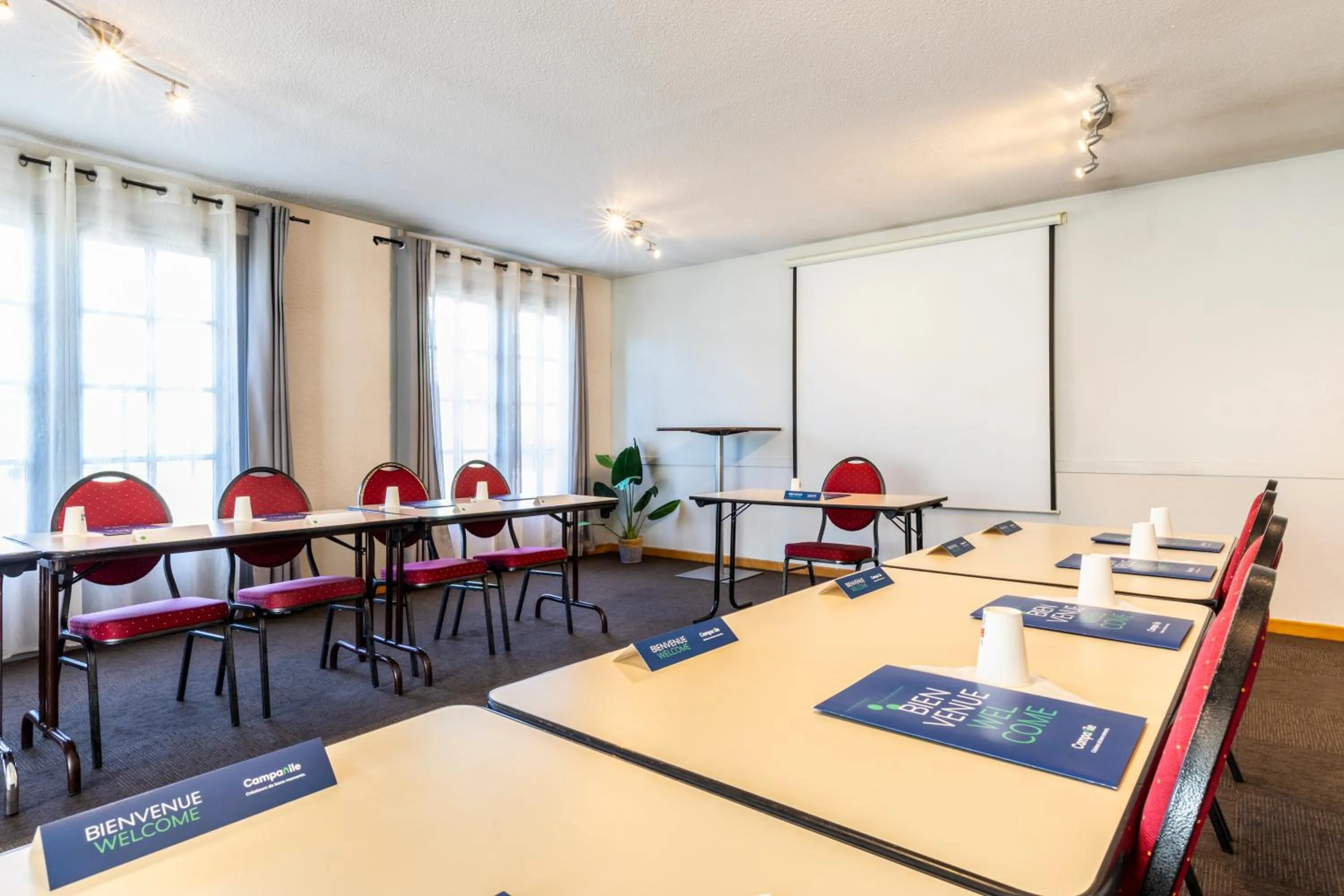 Meeting/conference room in Campanile Evry Est - Saint Germain les Corbeil