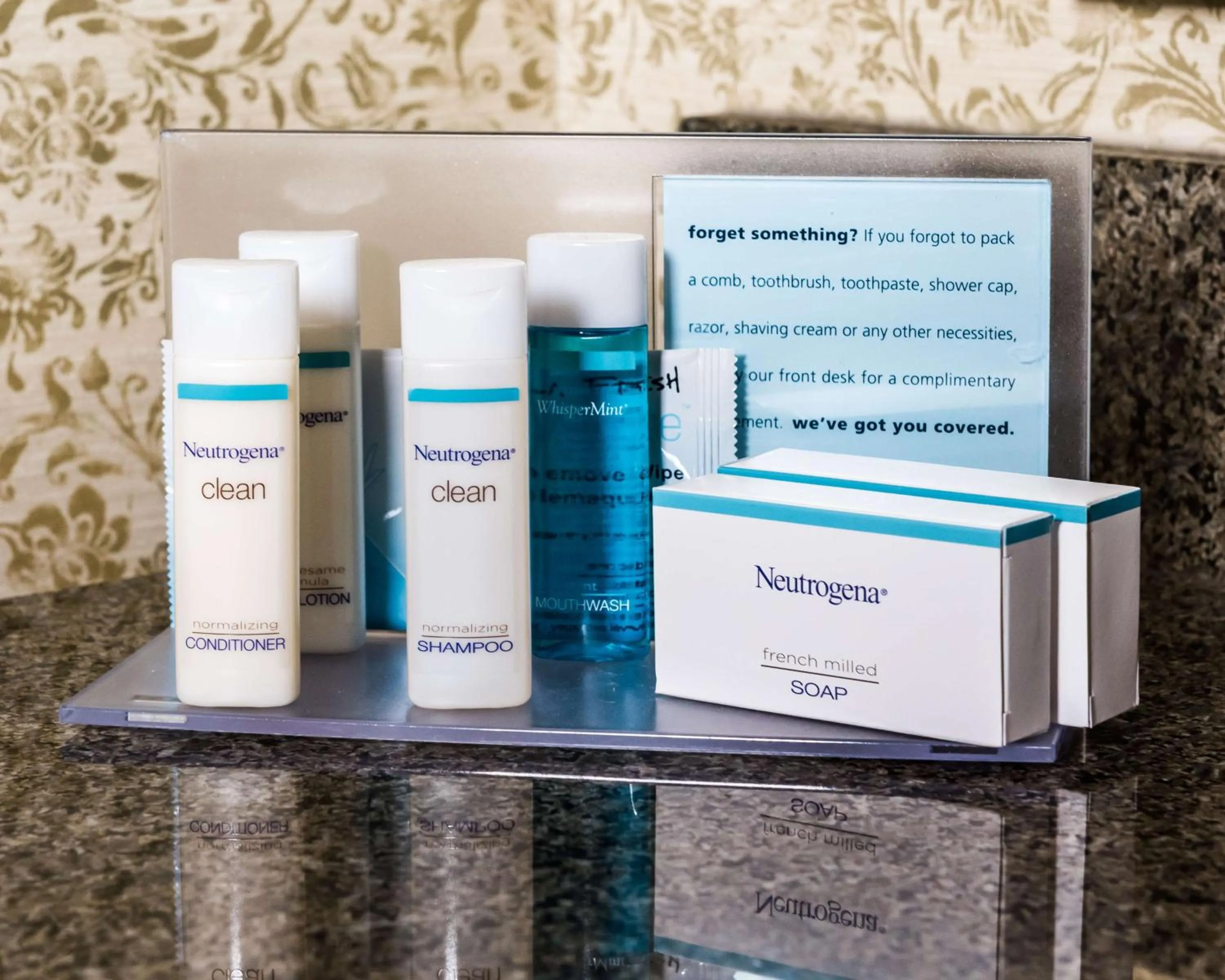 Bathroom in Hampton Inn Easton