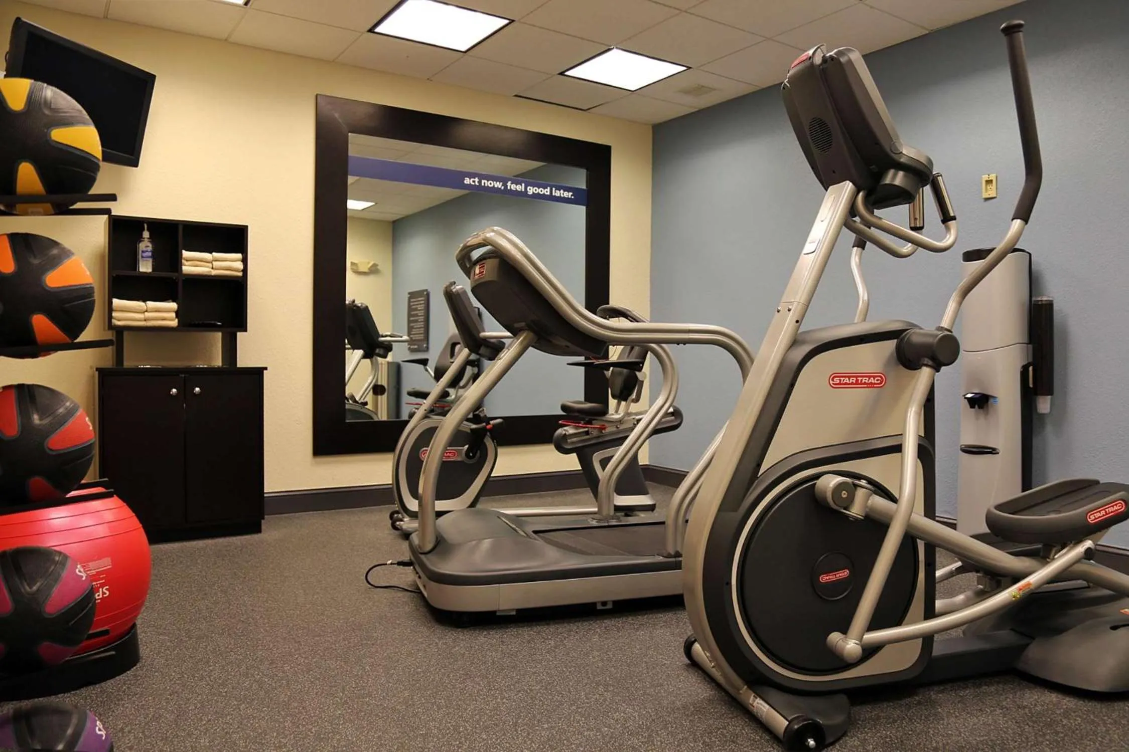 Fitness centre/facilities in Hampton Inn Easton