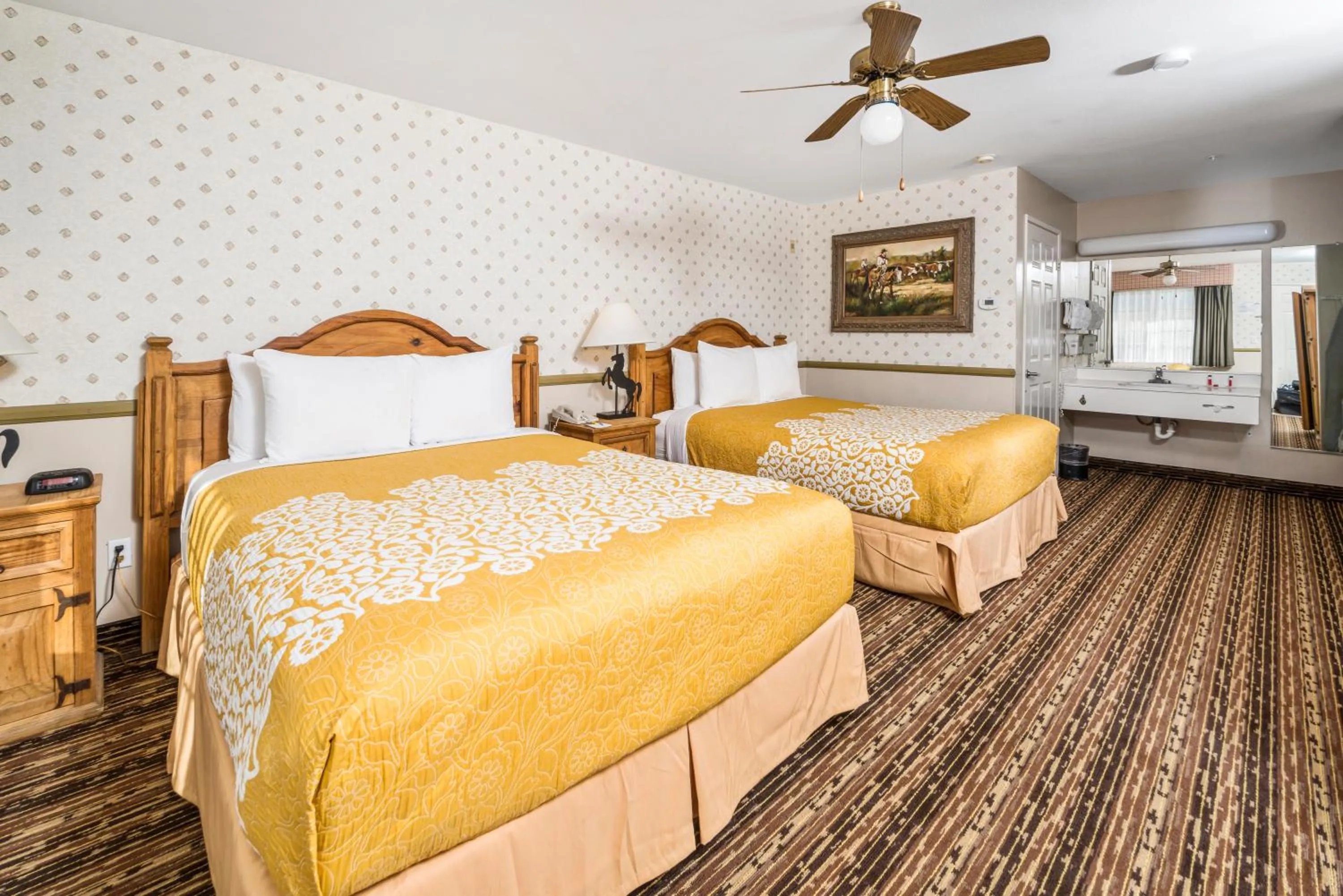 Bed in Days Inn by Wyndham Lebec