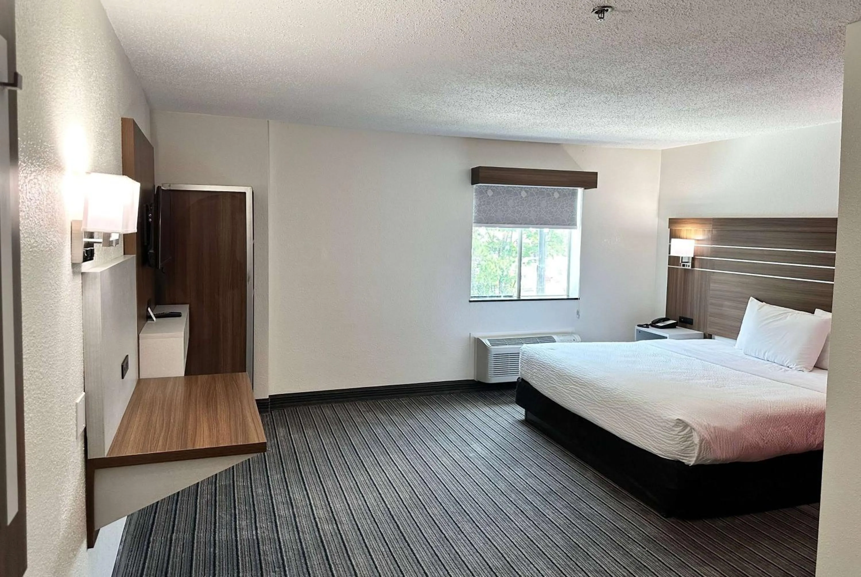 Photo of the whole room, Bed in Ramada by Wyndham Lithia Springs Atlanta