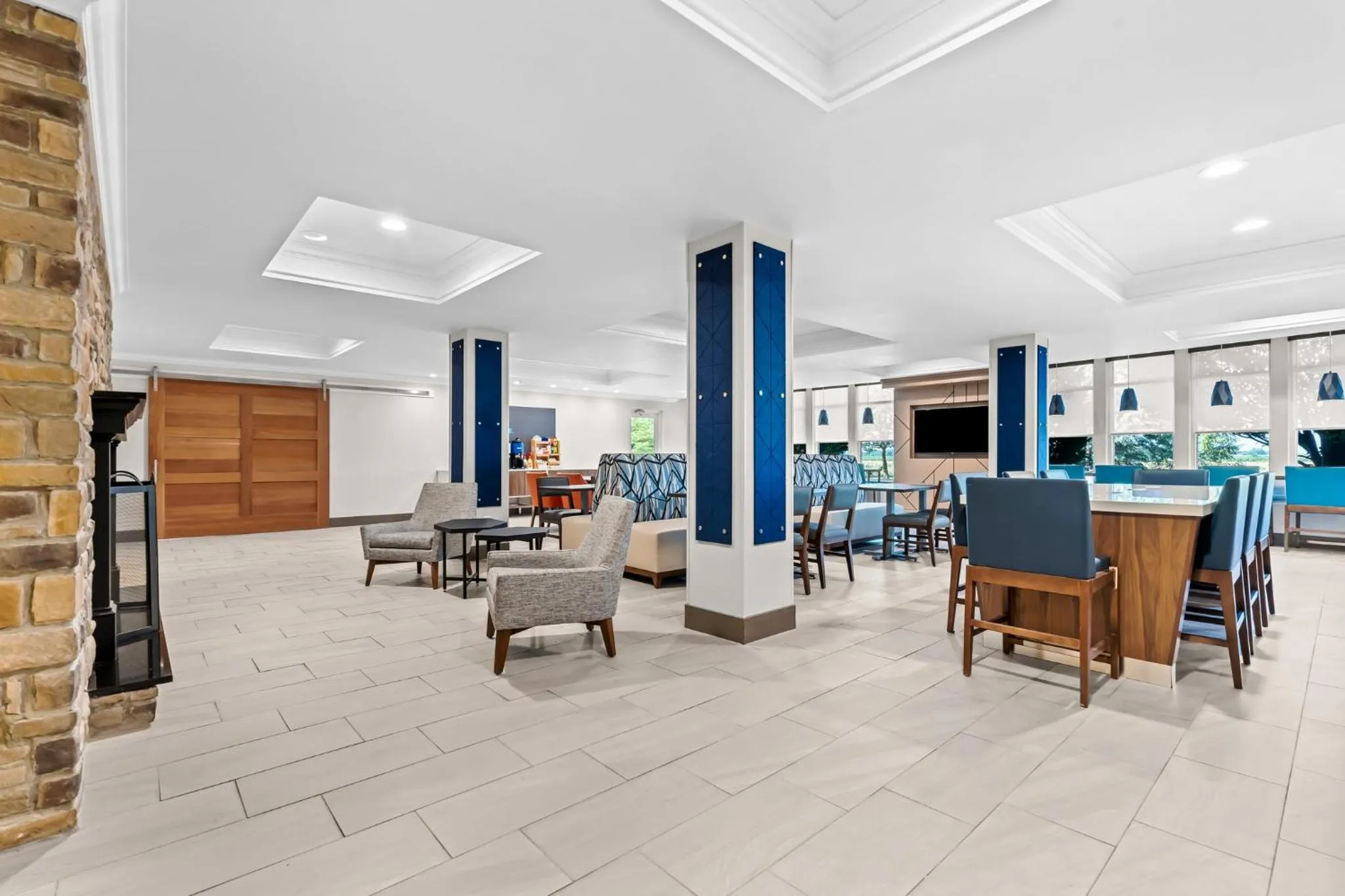 Breakfast in Holiday Inn Express Washington Court House by IHG