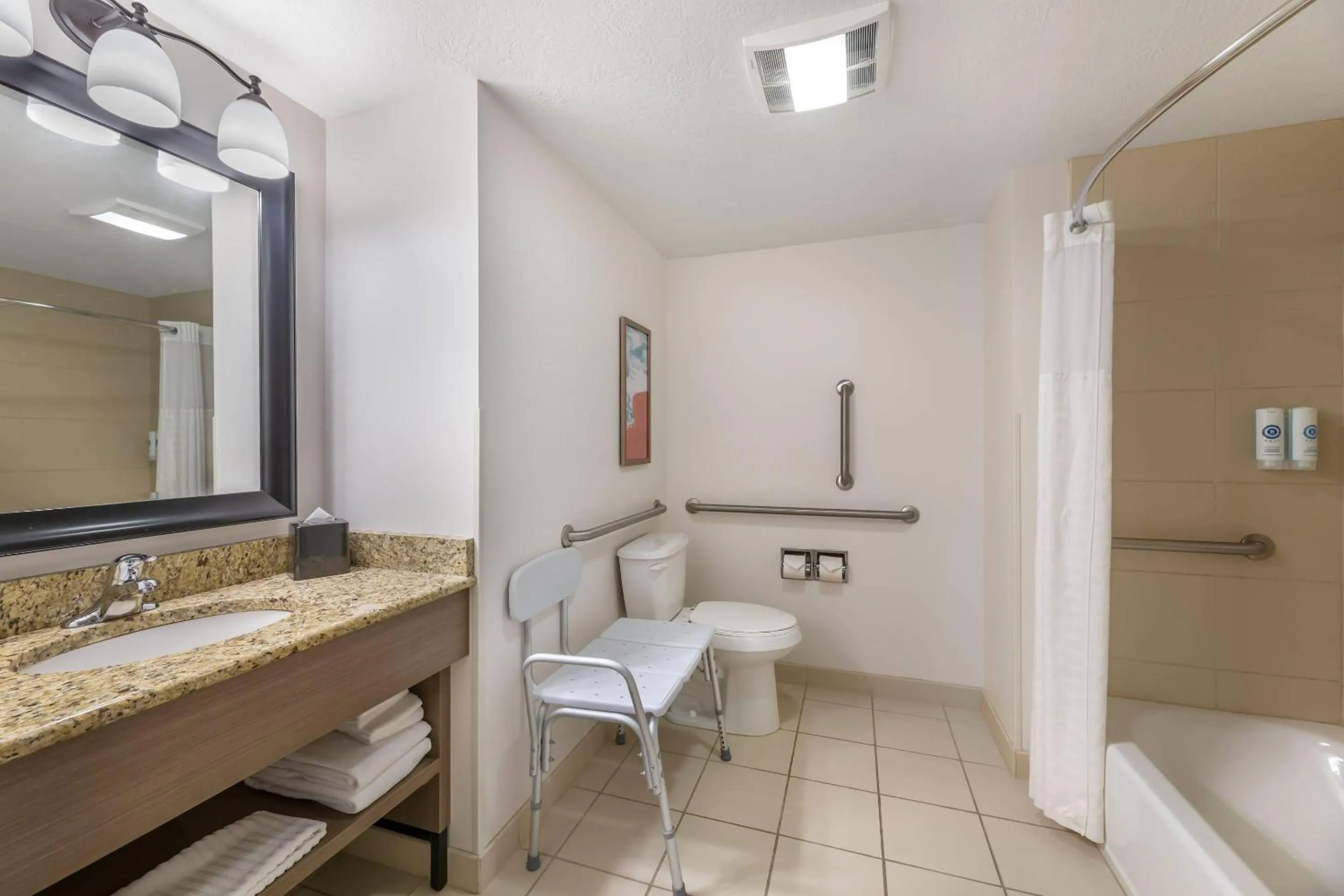 Bedroom in Comfort Inn & Suites Dover