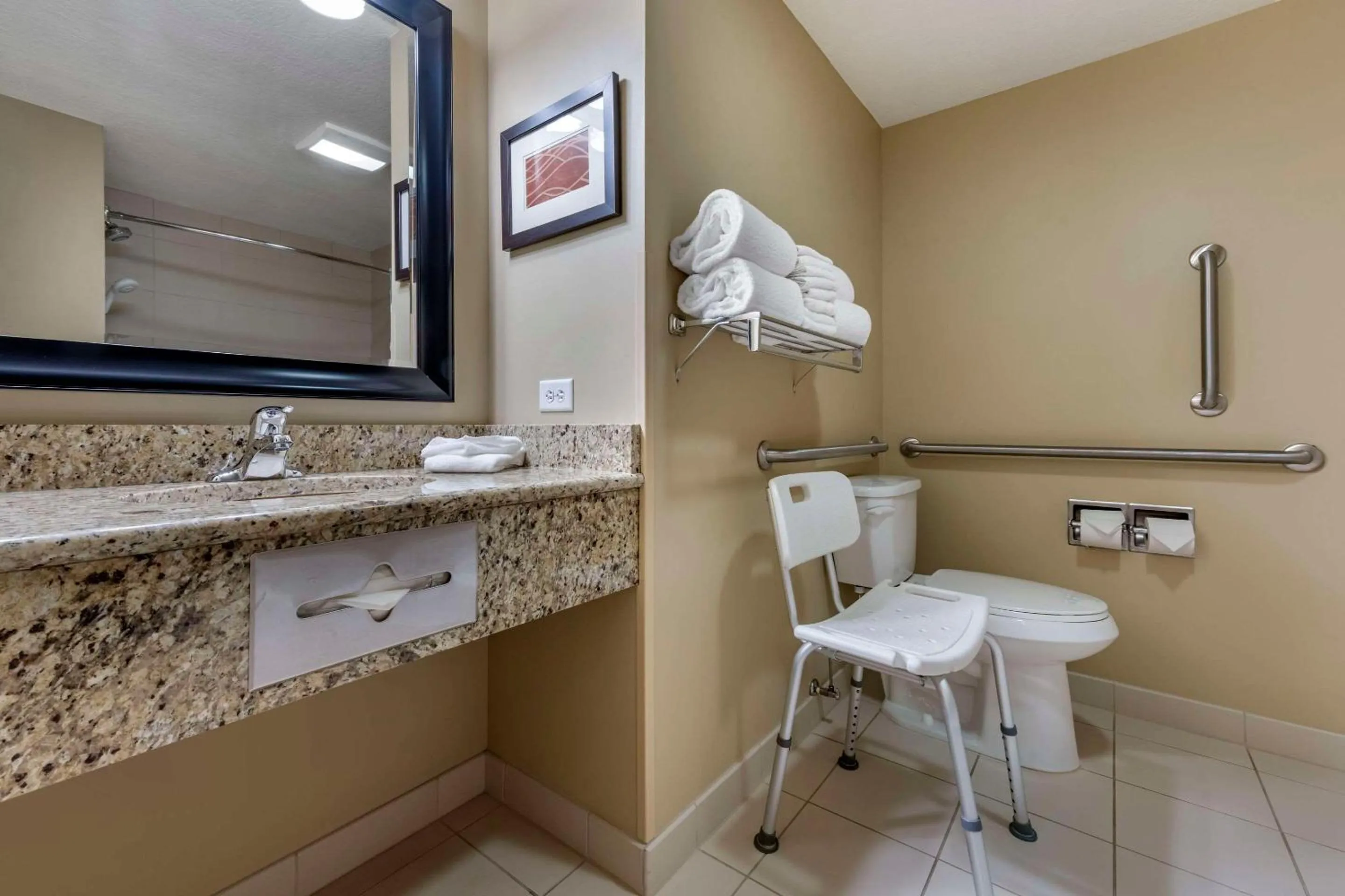 Bedroom in Comfort Inn & Suites Dover