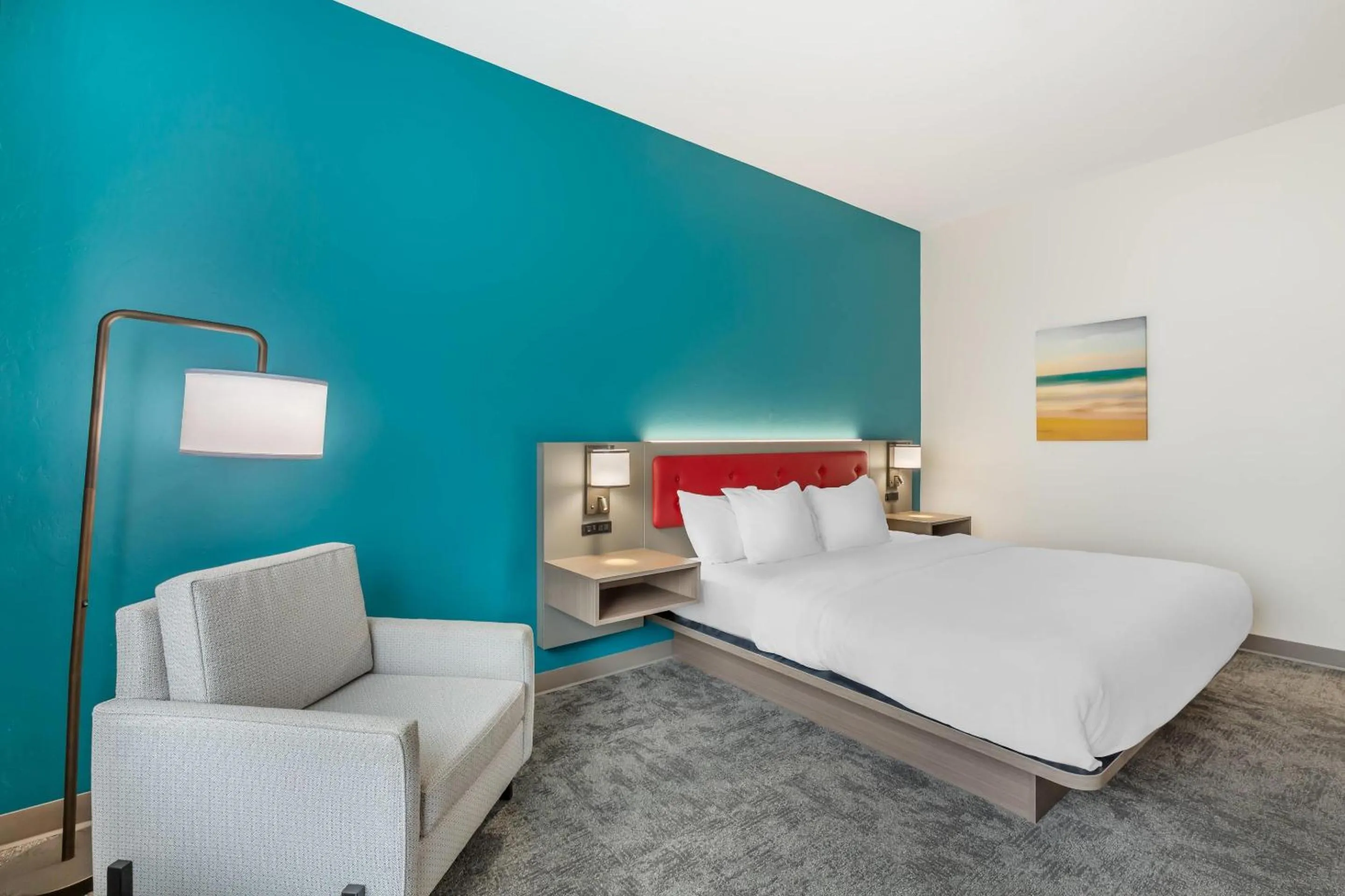 Bedroom, Bed in Comfort Inn & Suites Dover