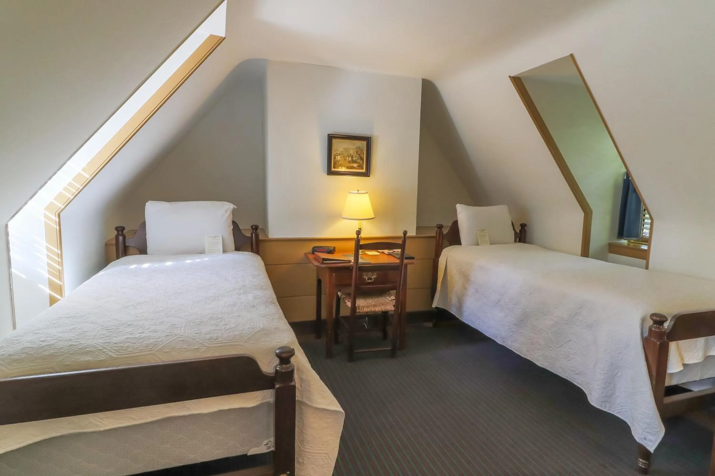 Bedroom, Bed in Colonial Houses, an official Colonial Williamsburg Hotel