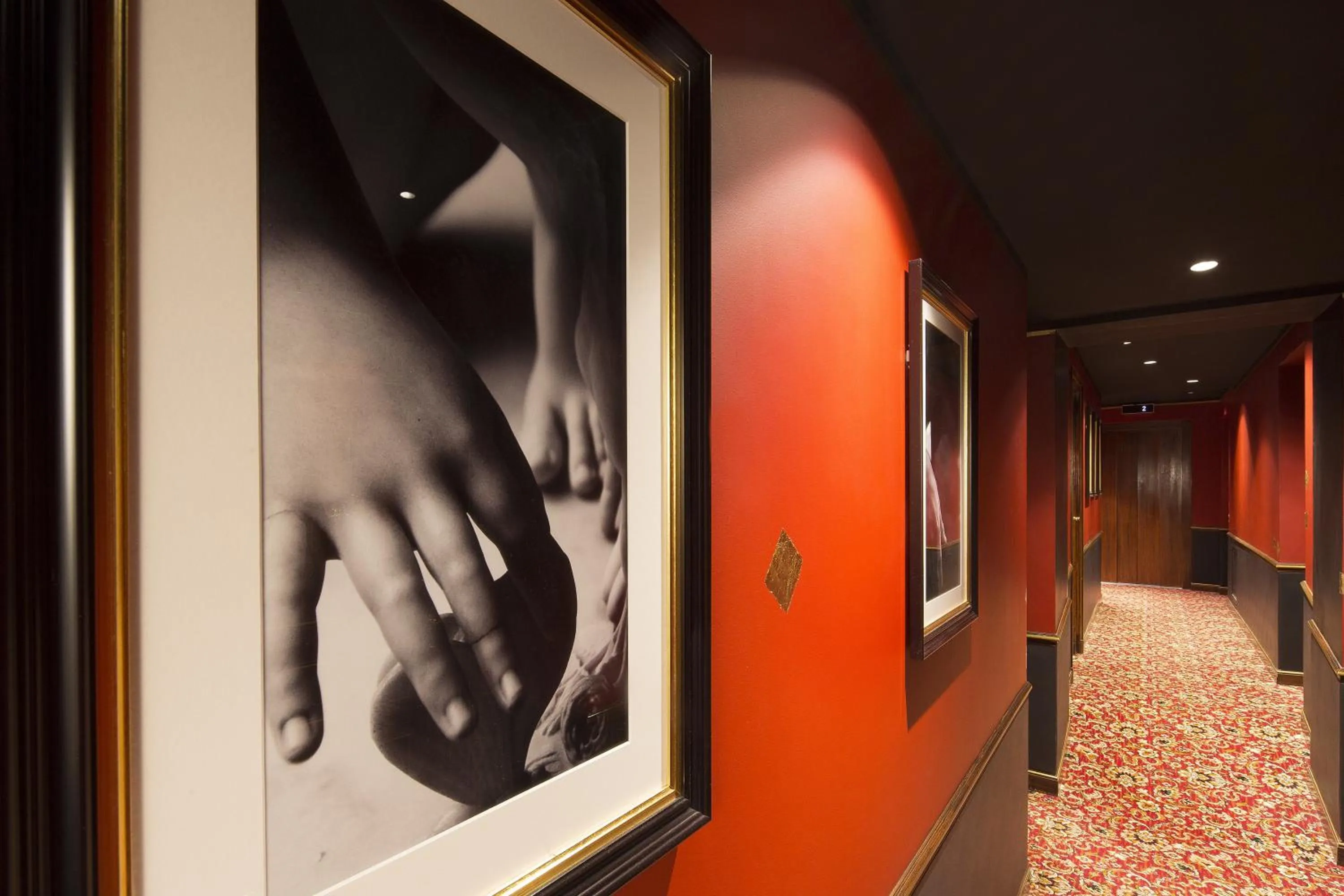 Other in Le Belmont Paris