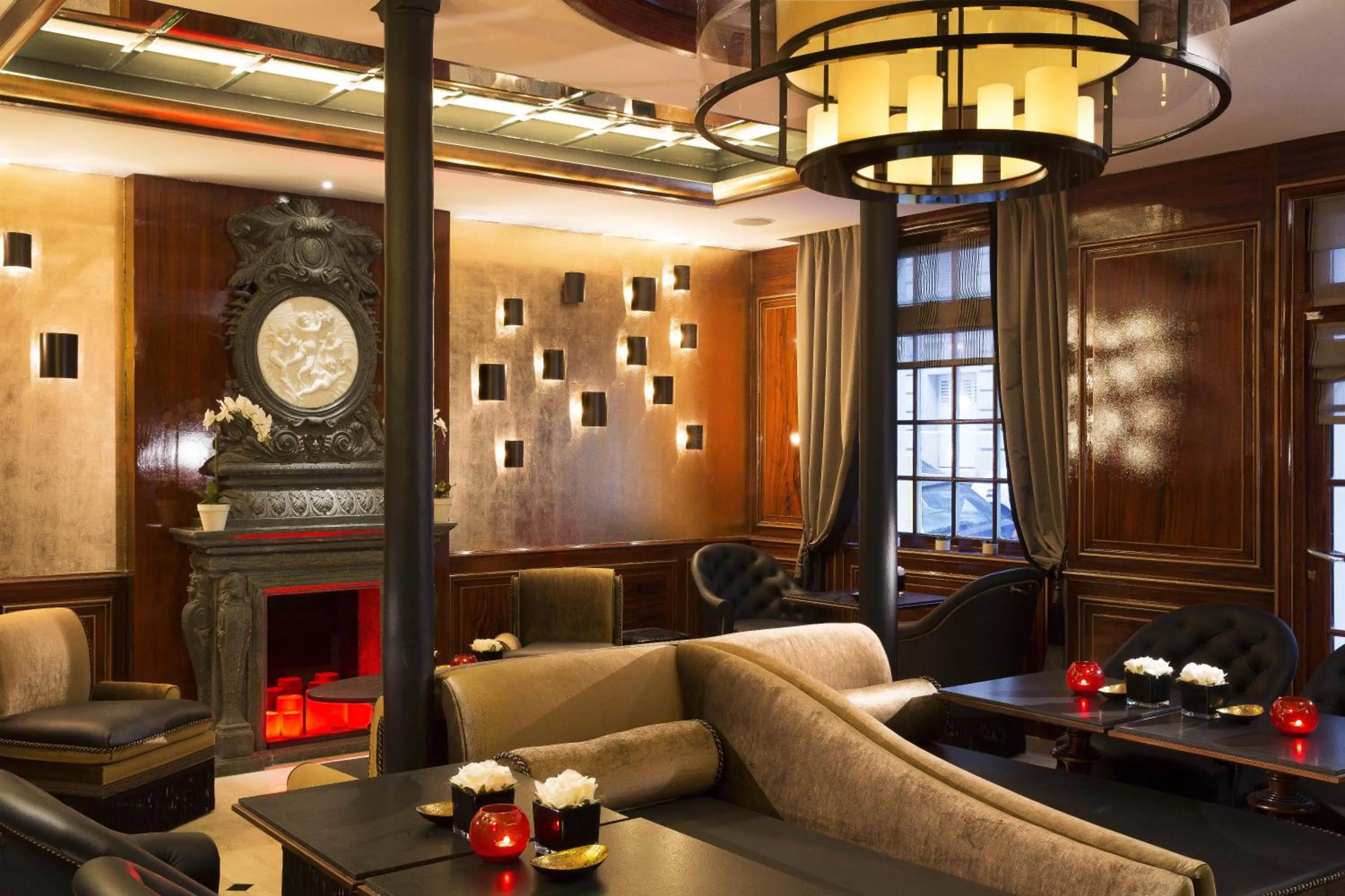 Lounge or bar in Le Belmont Paris