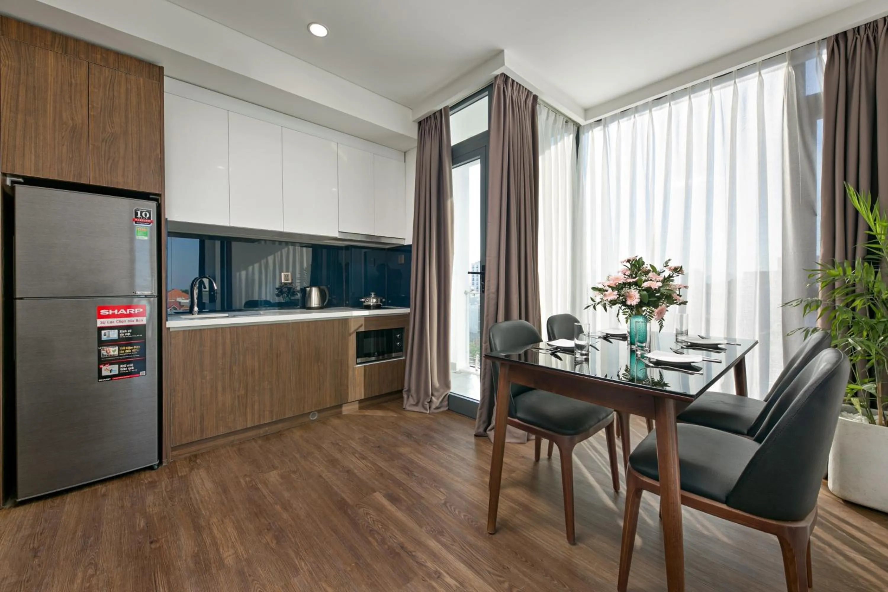 Kitchen or kitchenette in Meliora Hotel & Apartment