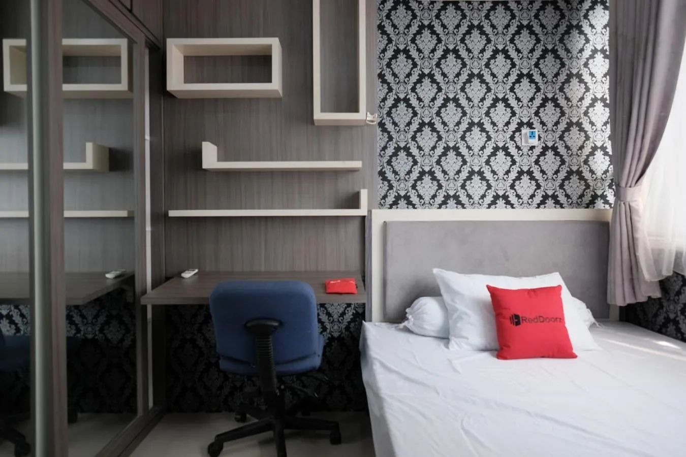 Bedroom, Bed in RedLiving Apartemen Saladdin Mansion - RAN Management