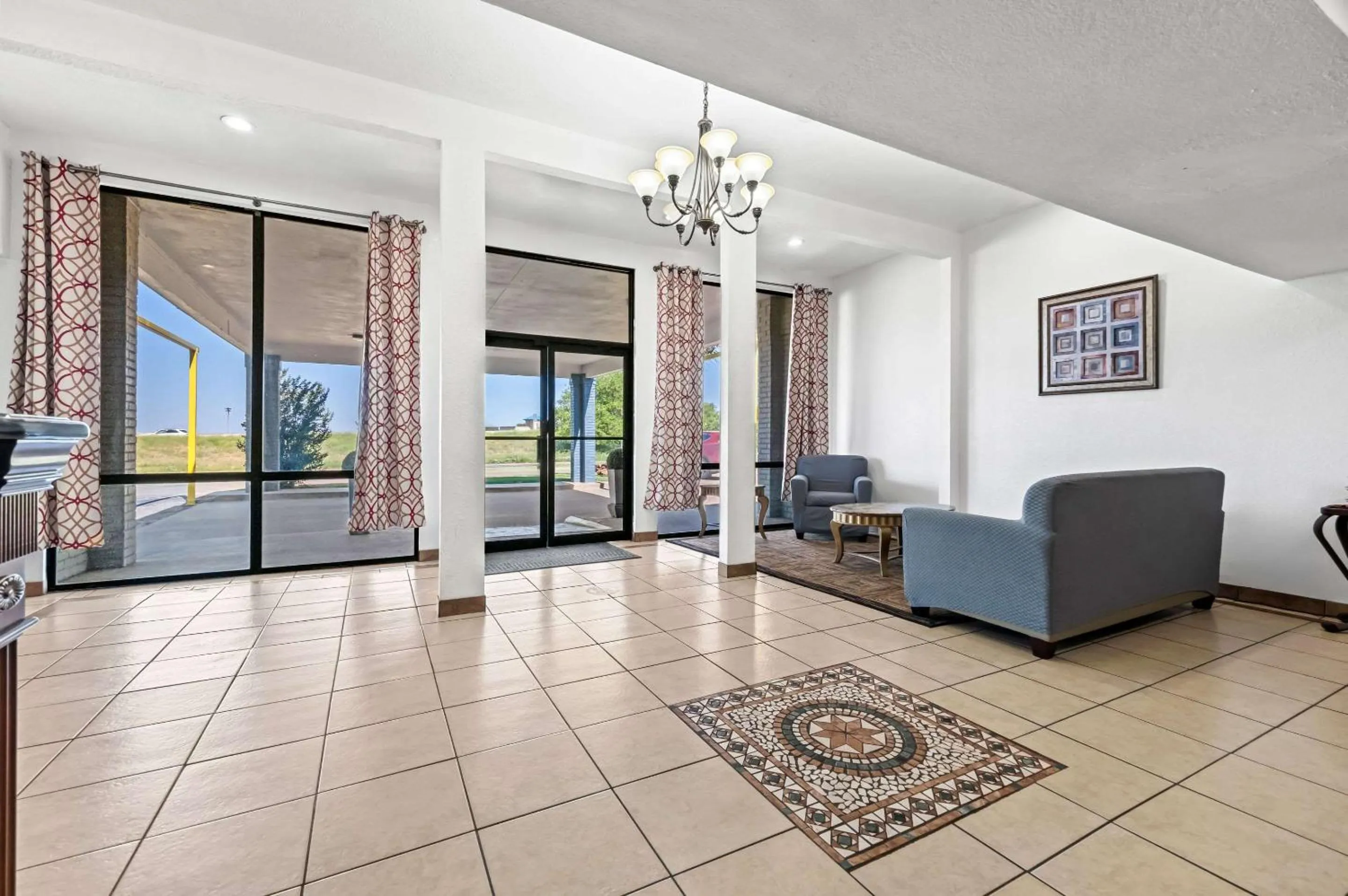 Lobby or reception in Quality Inn Plainview