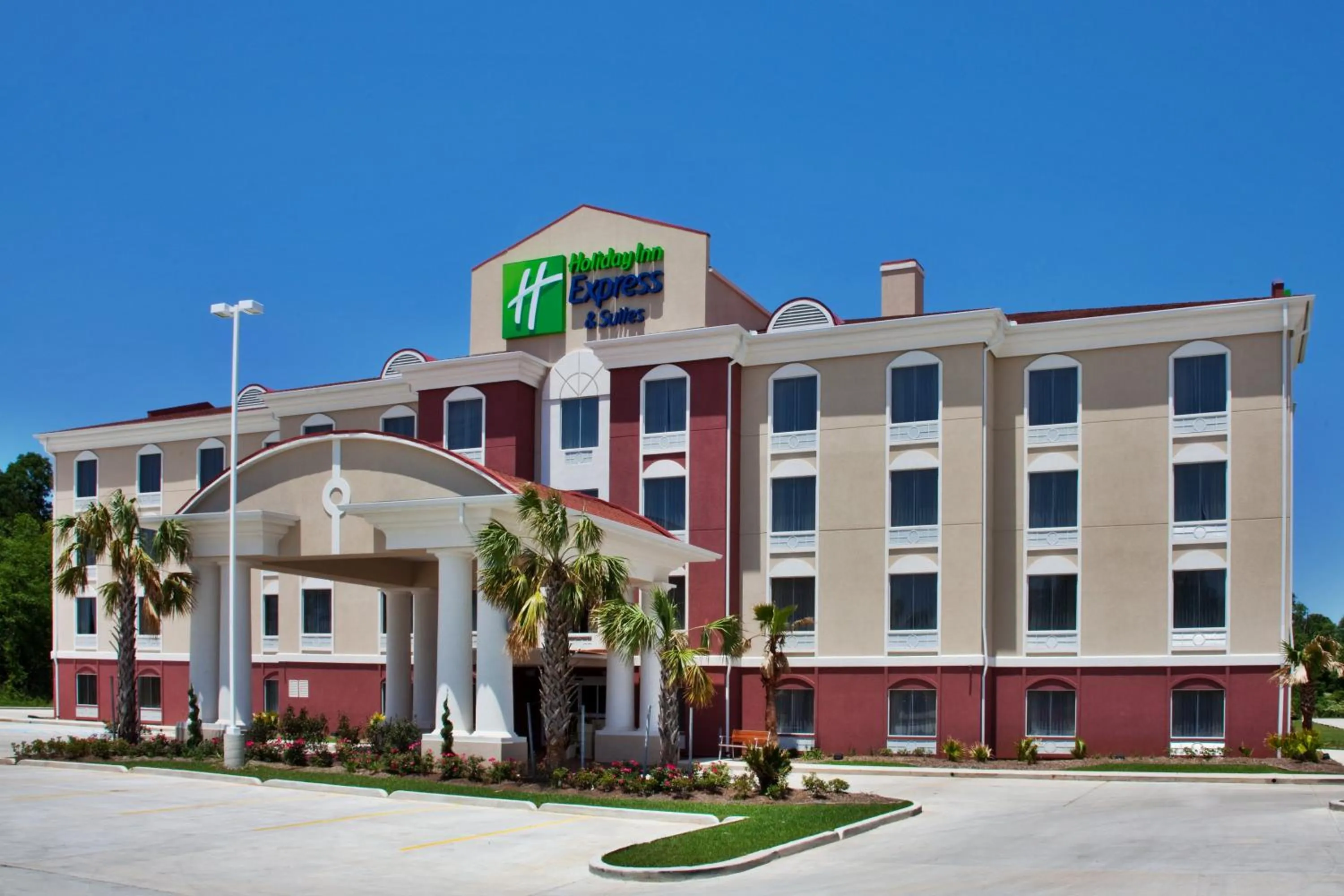 Property building in Holiday Inn Express Amite by IHG