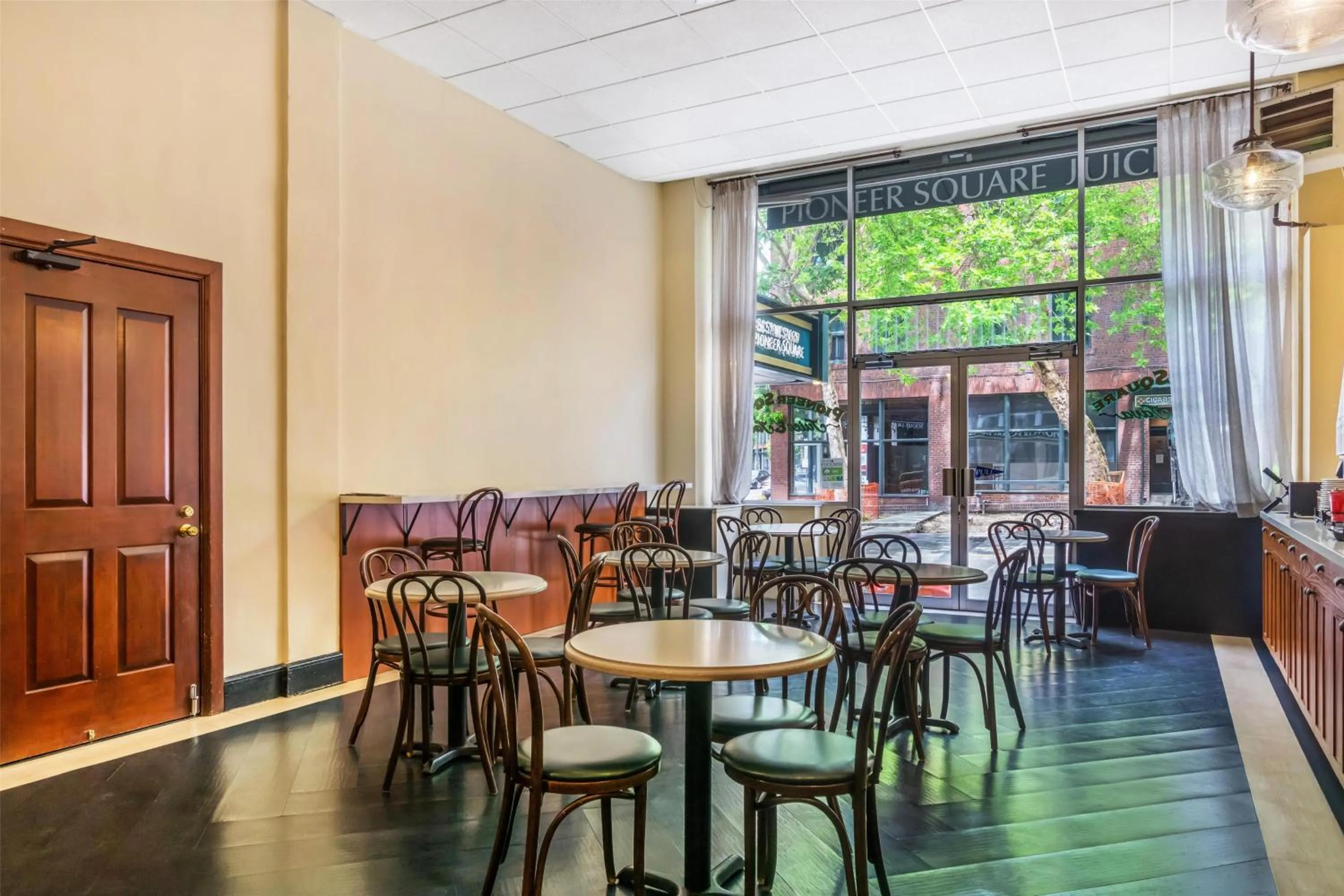 Breakfast in Best Western Plus Pioneer Square Hotel Downtown