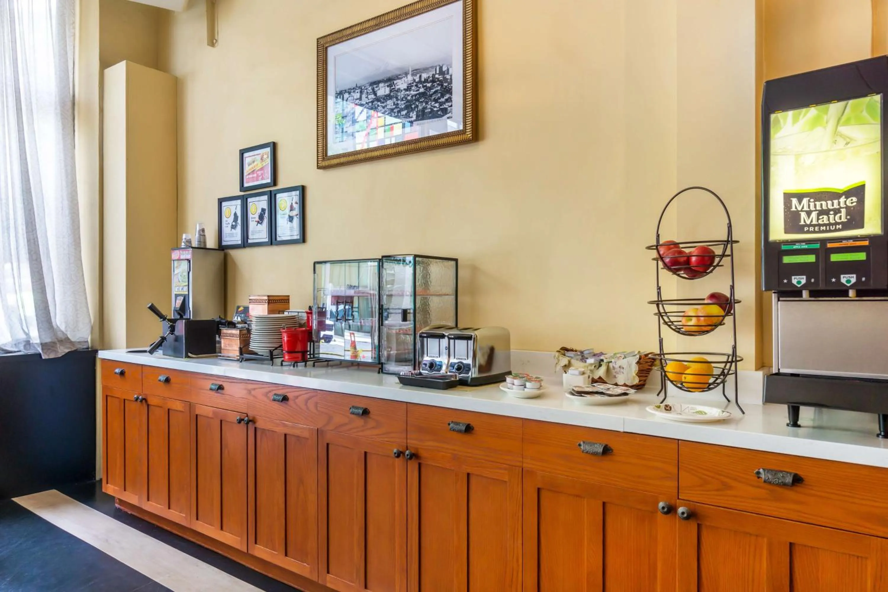 Breakfast in Best Western Plus Pioneer Square Hotel Downtown