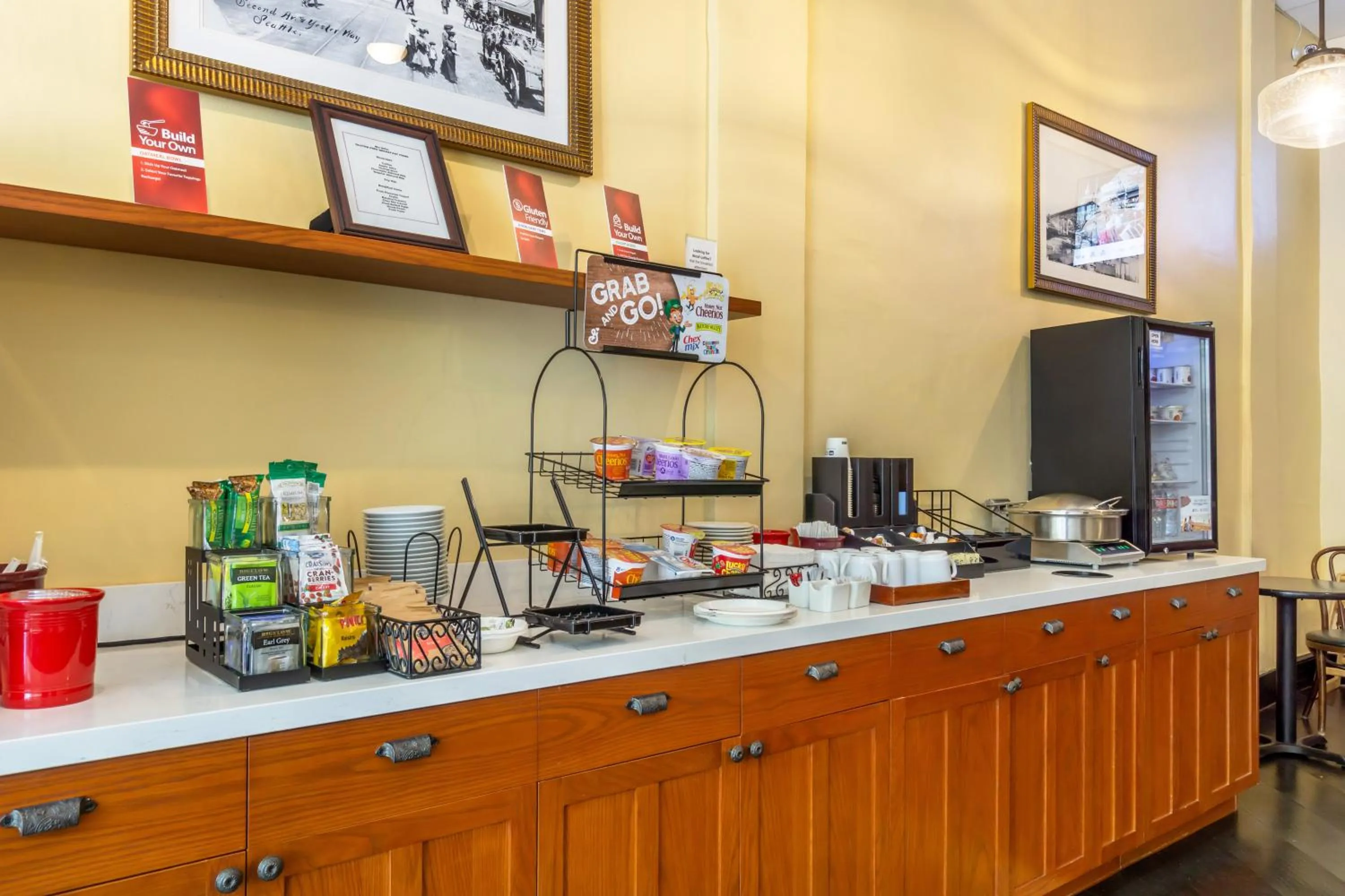 Continental breakfast in Best Western Plus Pioneer Square Hotel Downtown