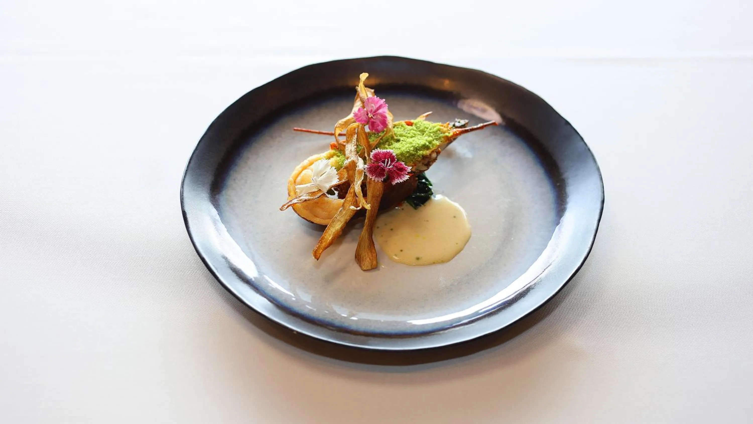 Food in the salon 伊豆高原 Hotels & Resort