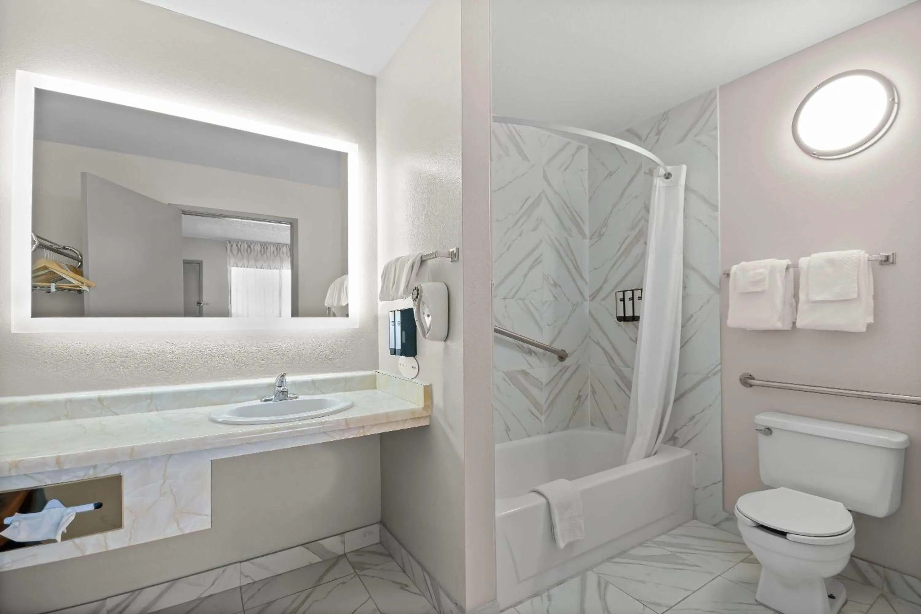 Bathroom in Days Inn by Wyndham Lost Hills