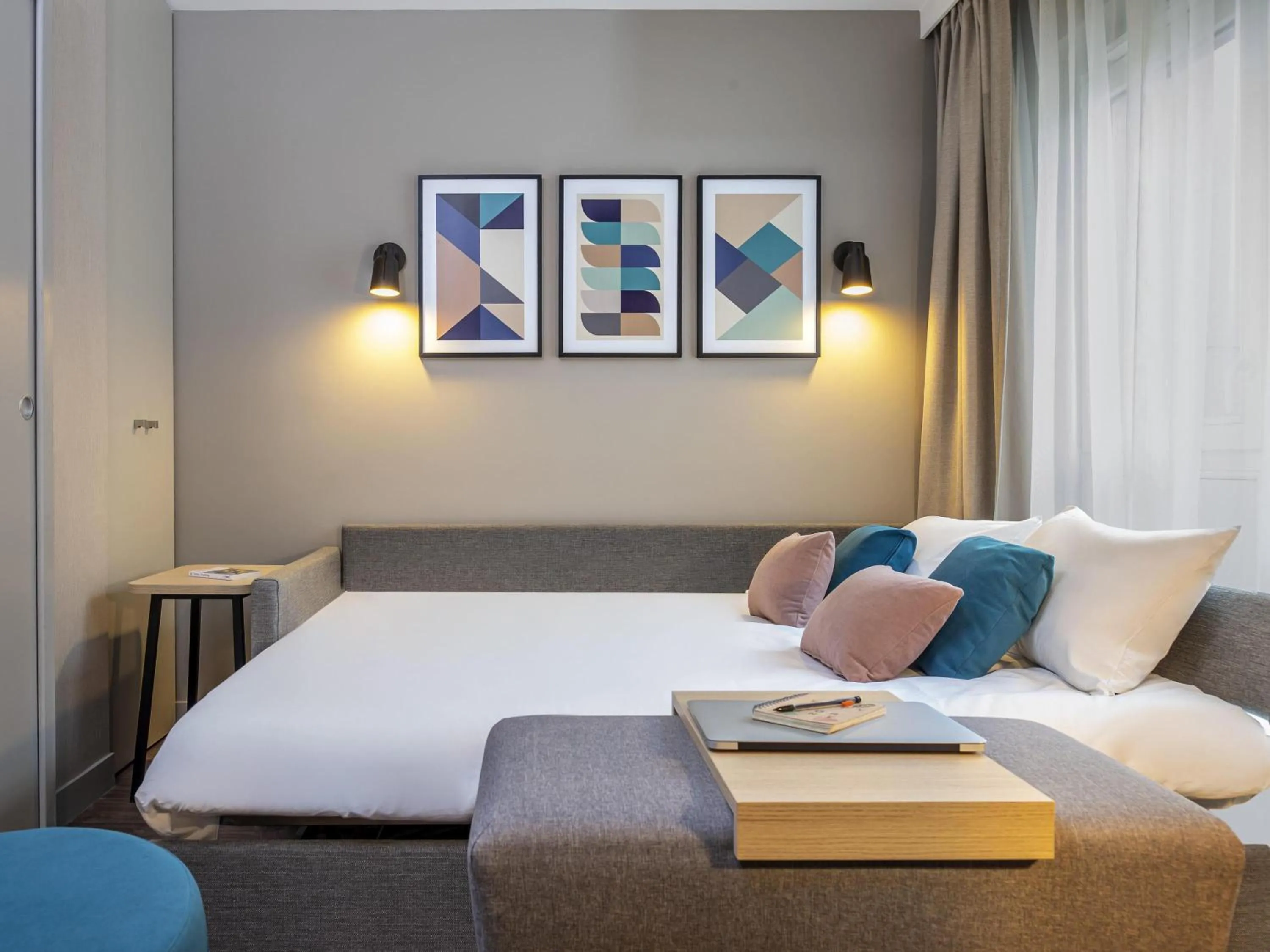 Bedroom, Bed in Aparthotel Adagio Lille Centre Grand Place