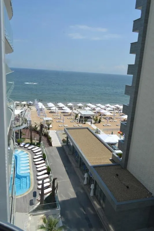 White Tower Mamaia Apartament
