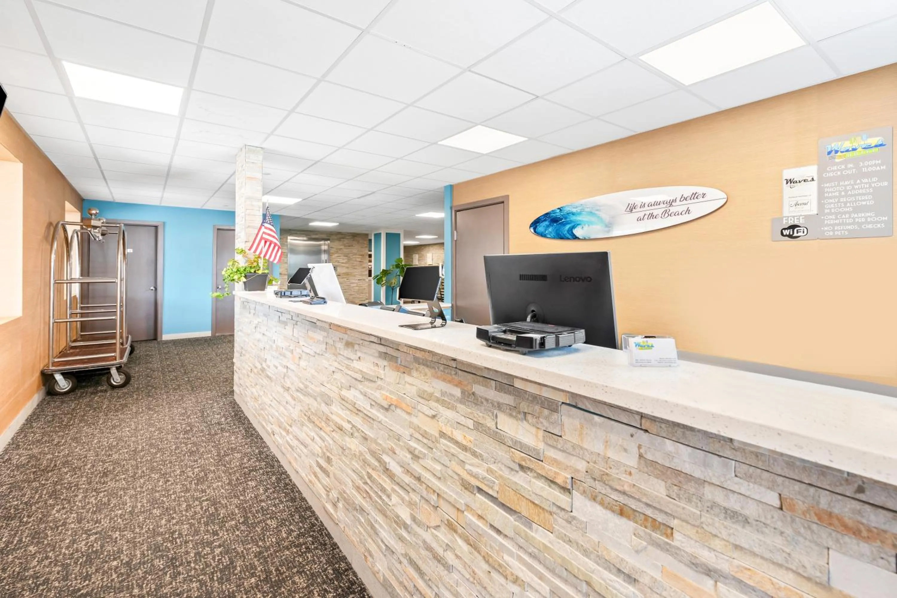 Lobby or reception in The Waves Hotel, an Ascend Collection Hotel