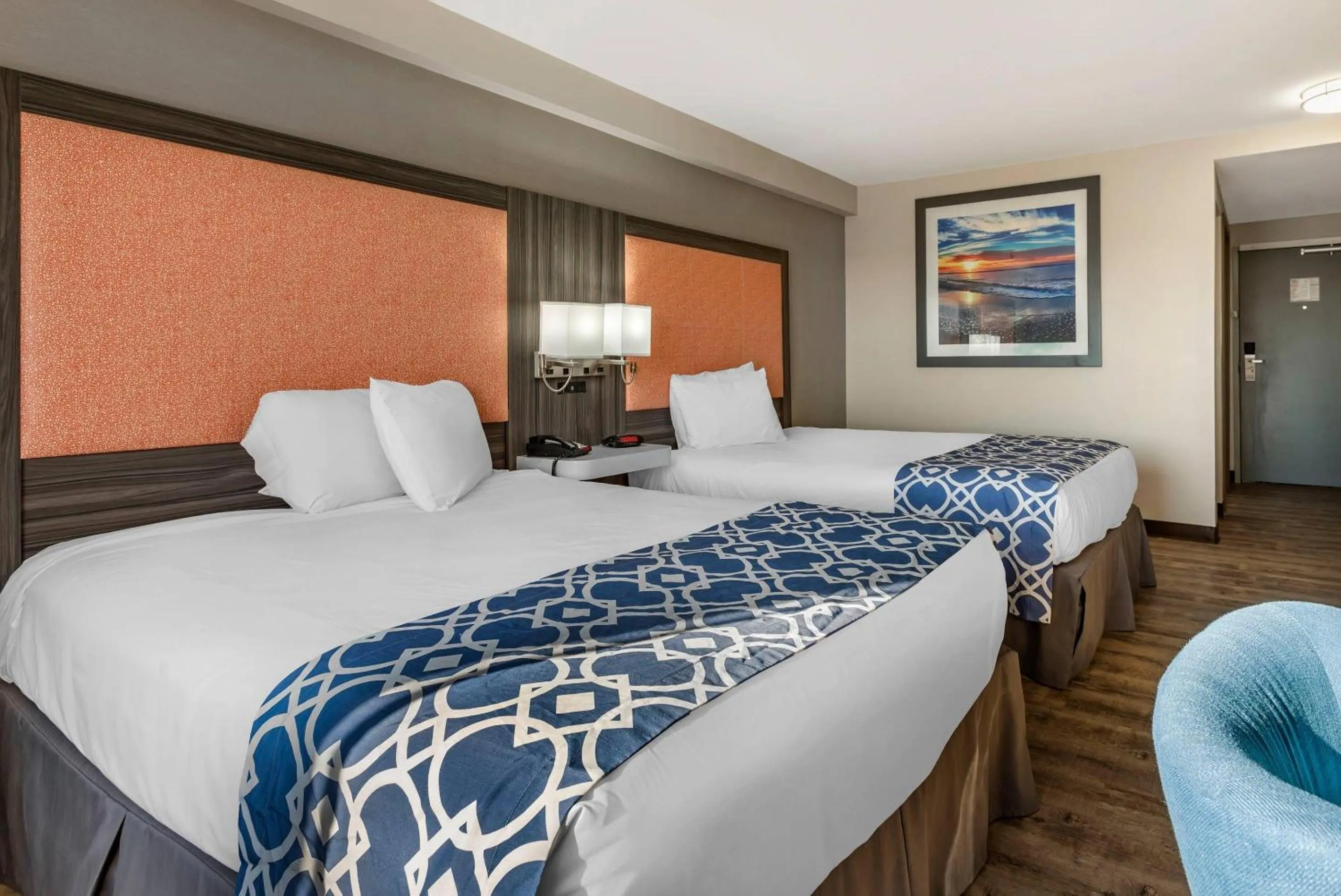 Bedroom, Bed in The Waves Hotel, an Ascend Collection Hotel