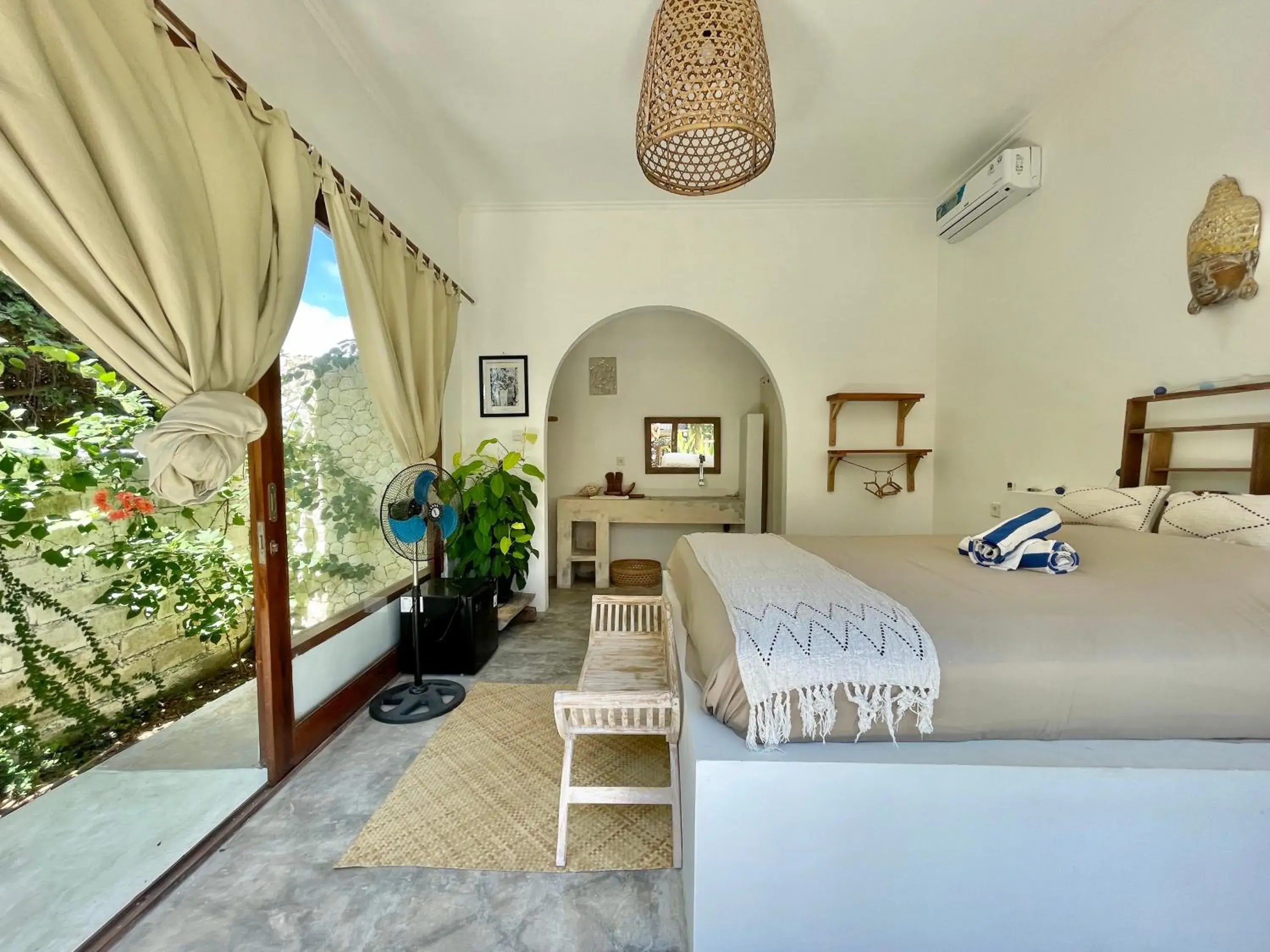 Deluxe Double Room in La Kreyiol Deluxe Double Room in La Kreyiol