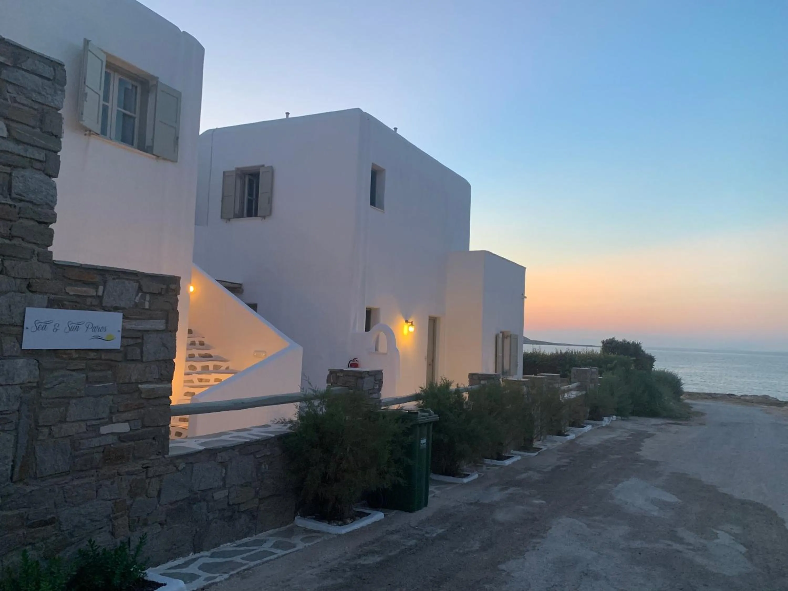 Property building in Sea & Sun Paros