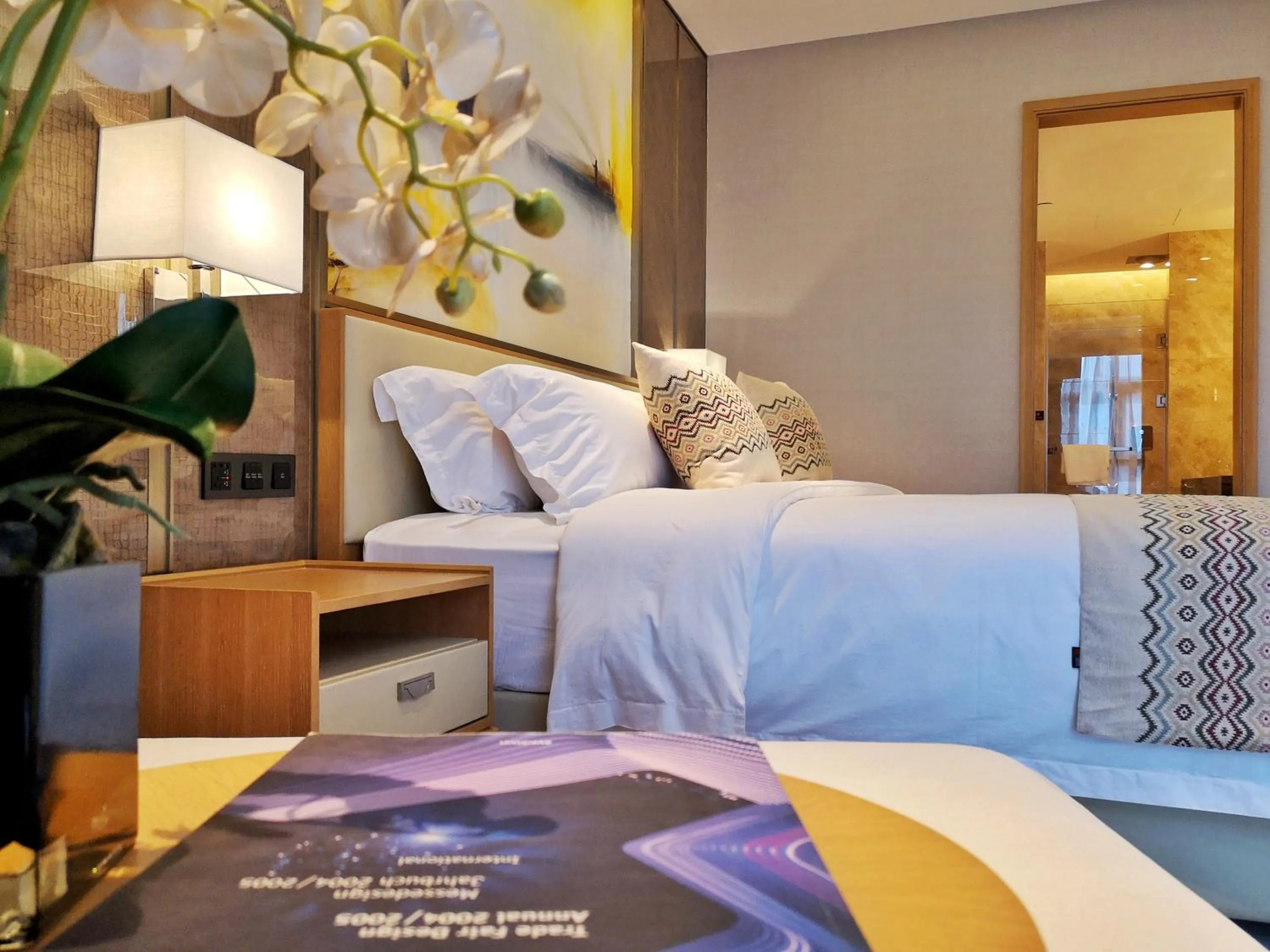 Ramada Plaza by Wyndham Dongxing City Center