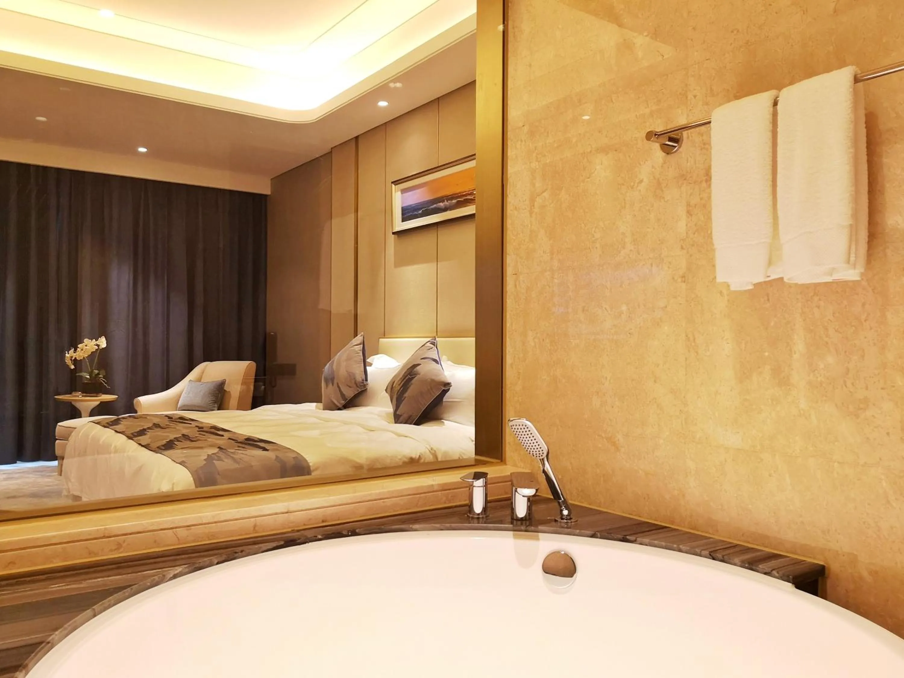 Ramada Plaza by Wyndham Dongxing City Center