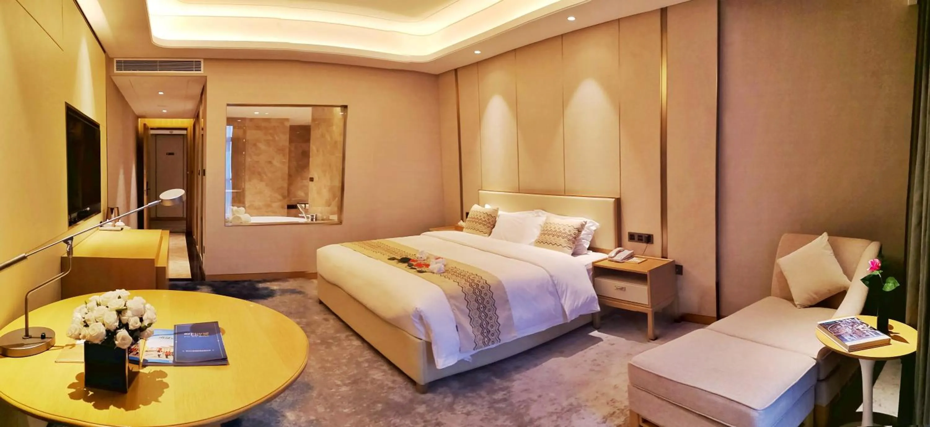 Ramada Plaza by Wyndham Dongxing City Center