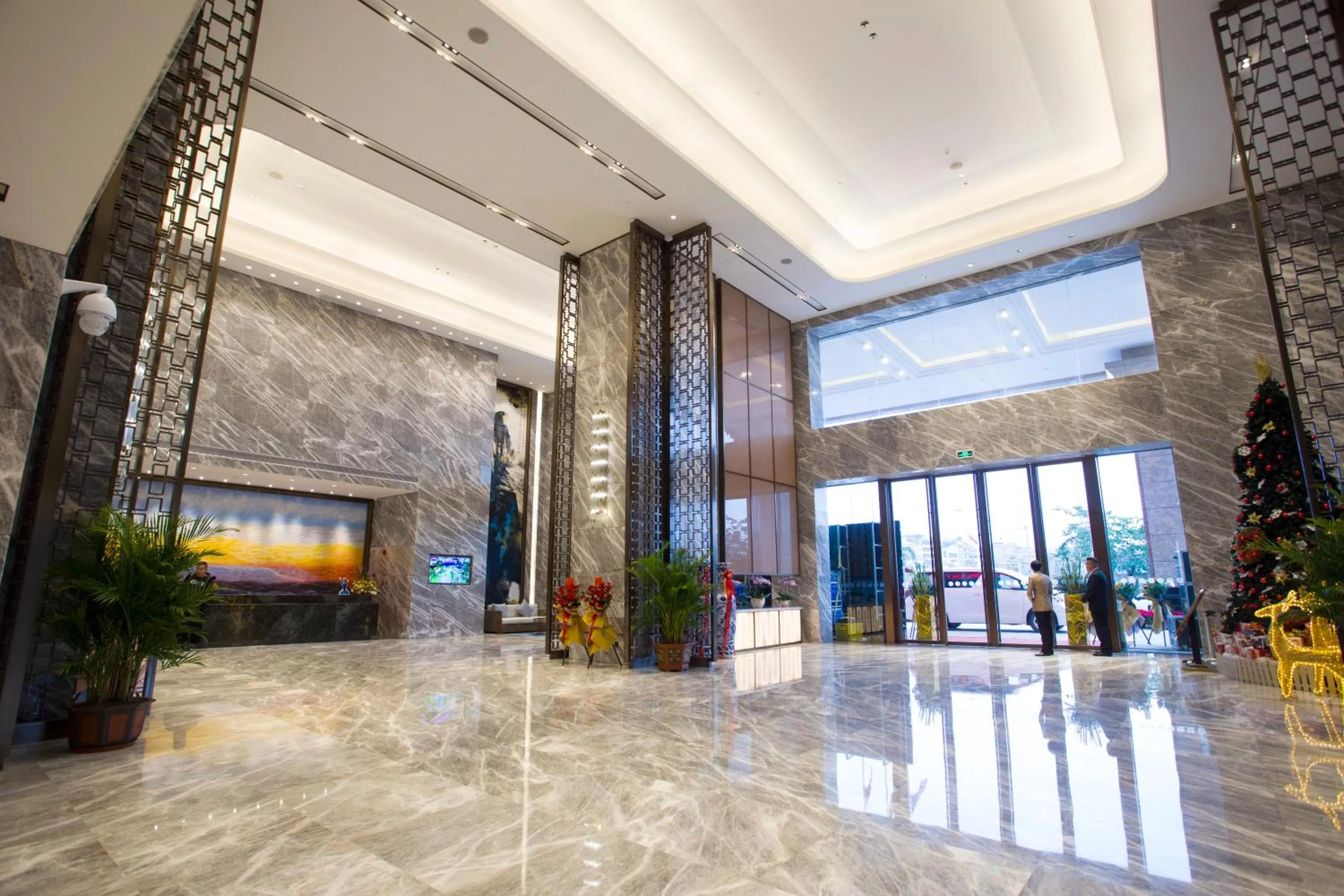 Ramada Plaza by Wyndham Dongxing City Center