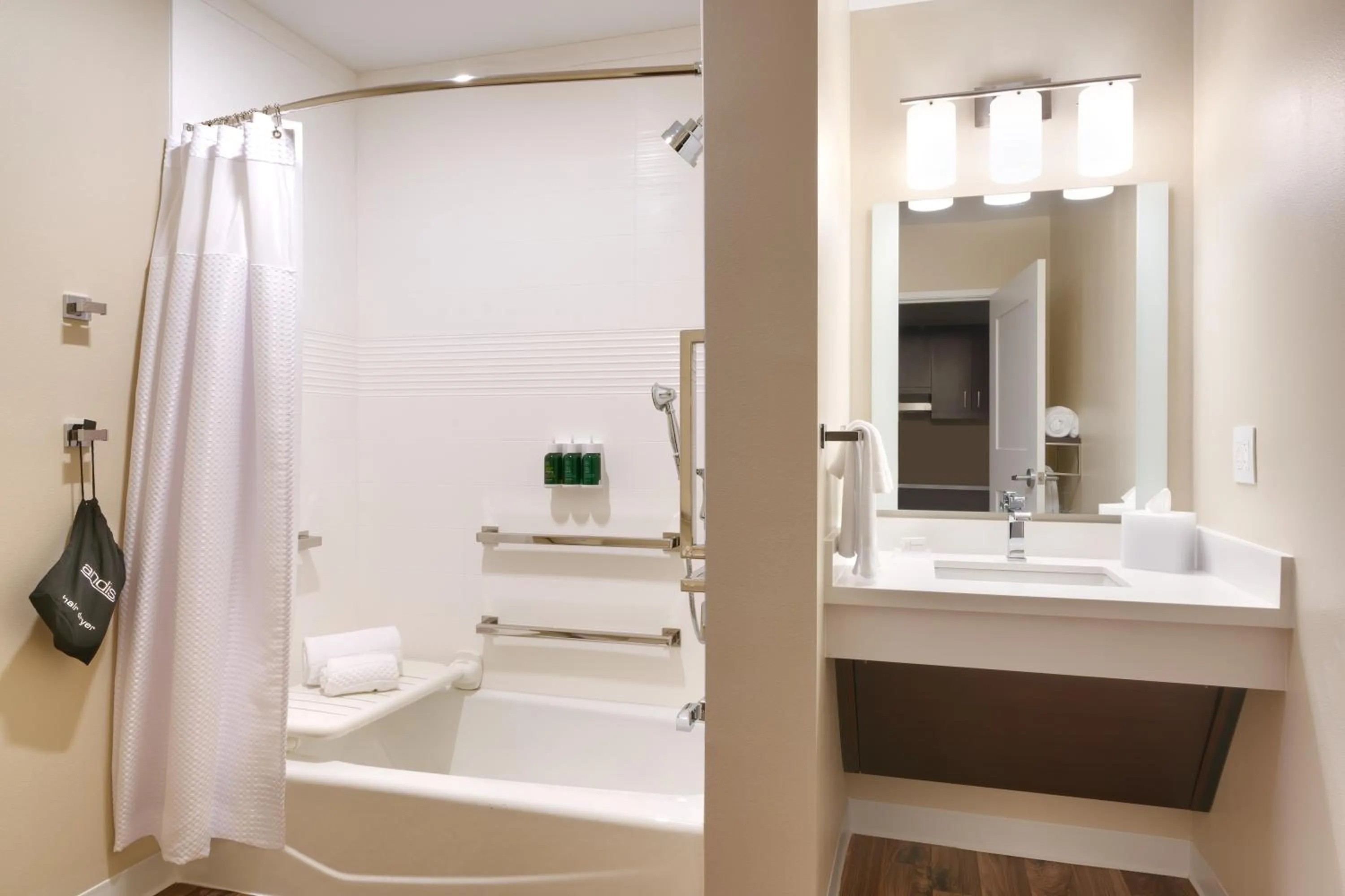 Bathroom in TownePlace Suites by Marriott Salt Lake City Draper