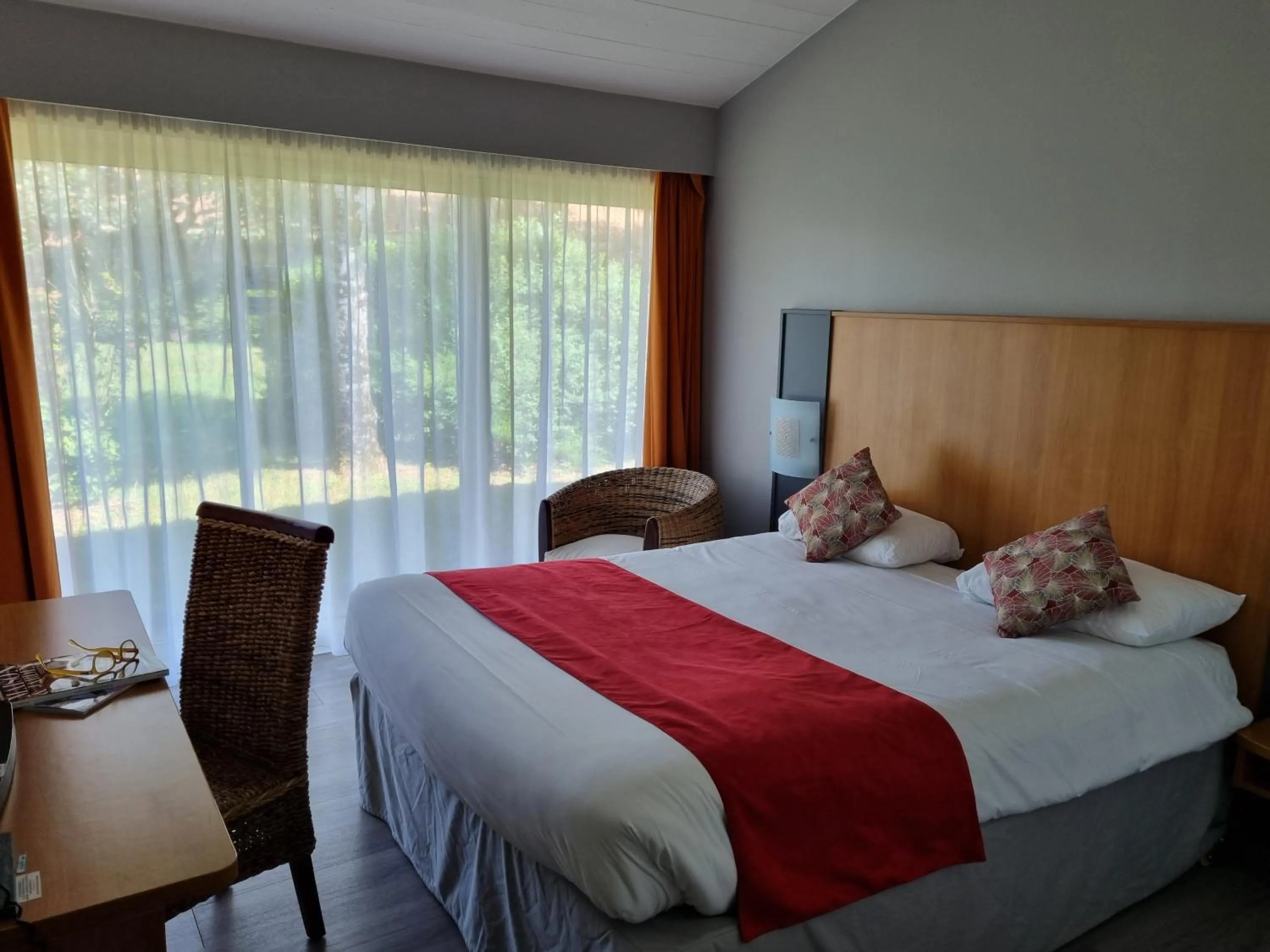 Bed in Kyriad Angoulême Nord Champniers- Hôtel & Résidence