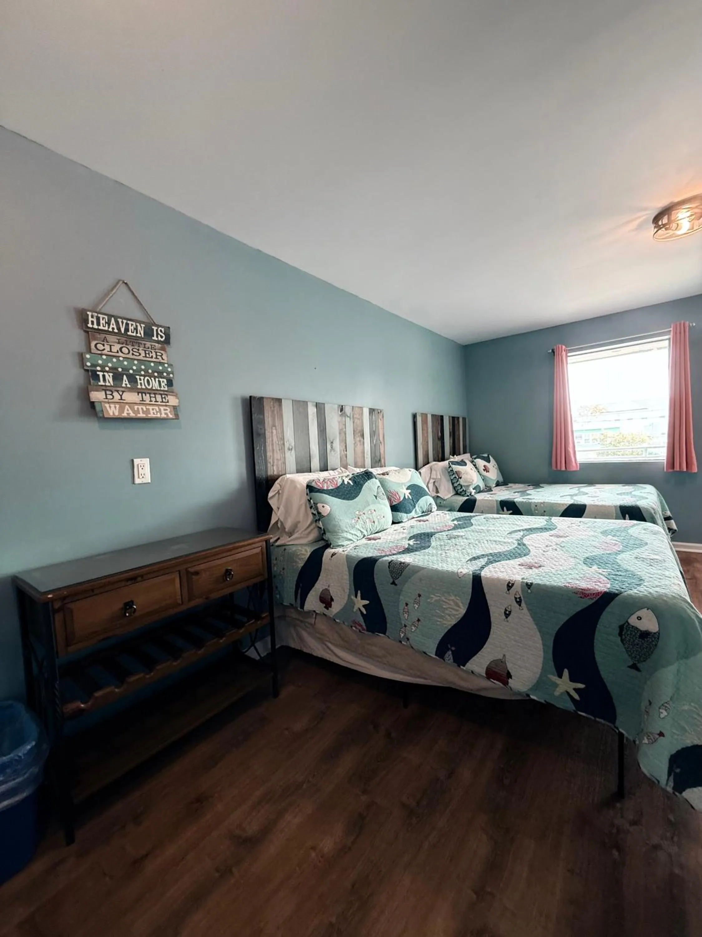 Seating area in Twilight Motel