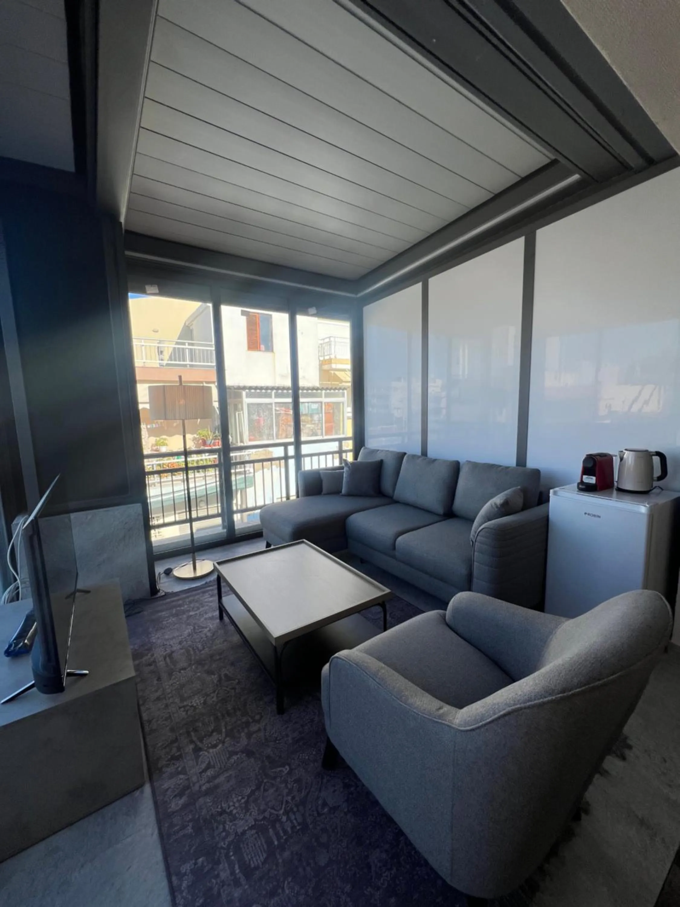 Living room in Lighthouse Hotel