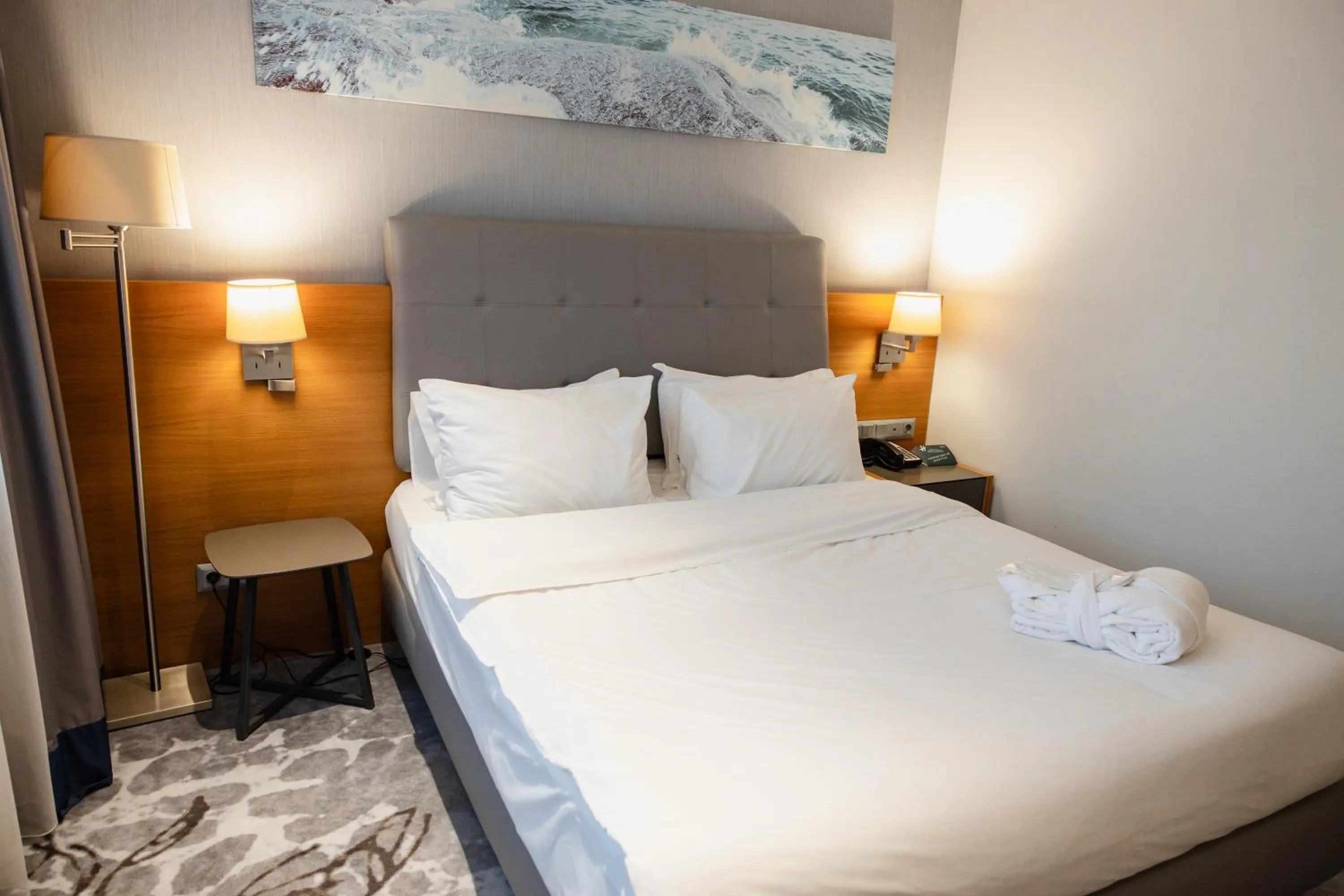 Bed in Holiday Inn - Aktau - Seaside by IHG