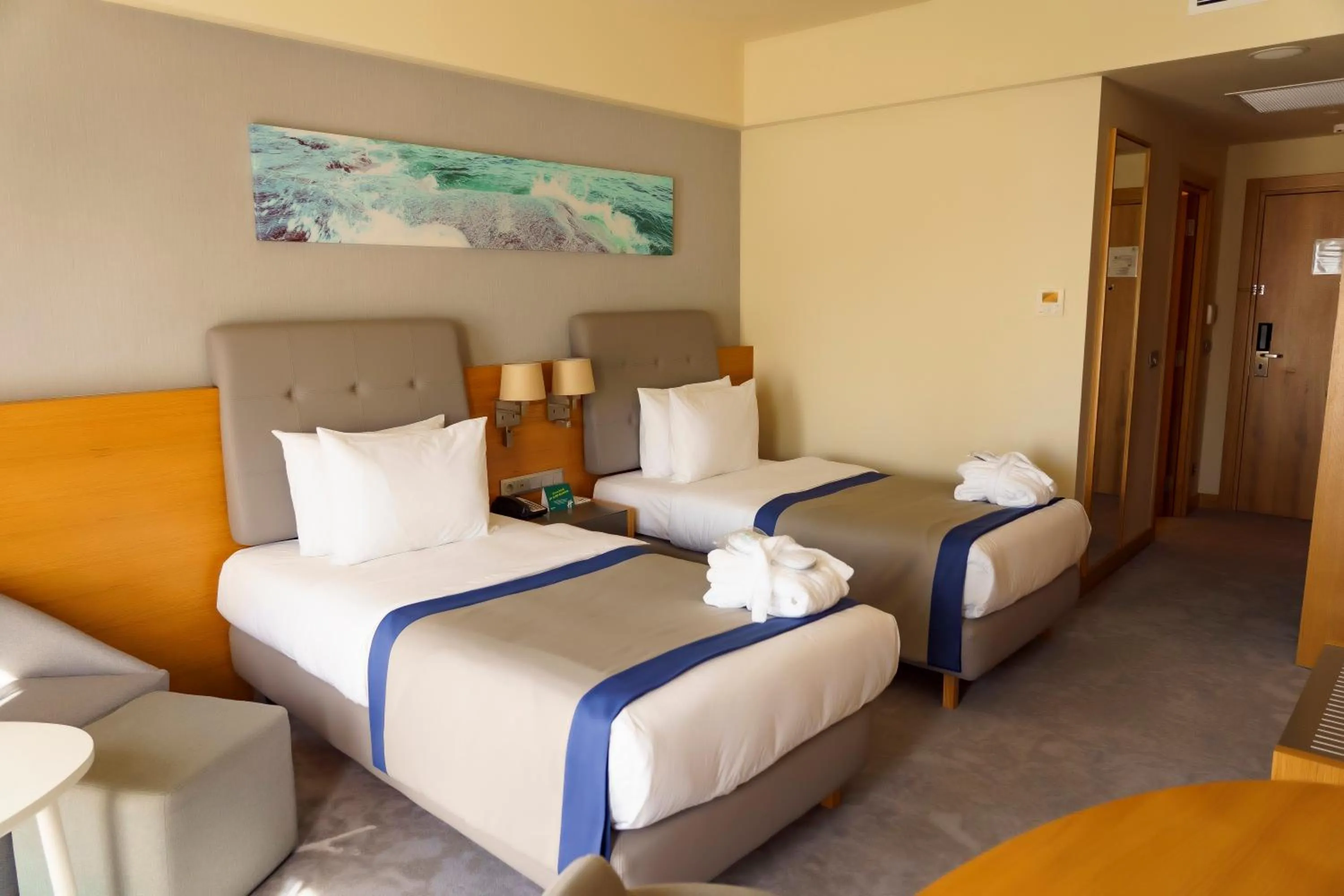 Bed in Holiday Inn - Aktau - Seaside by IHG