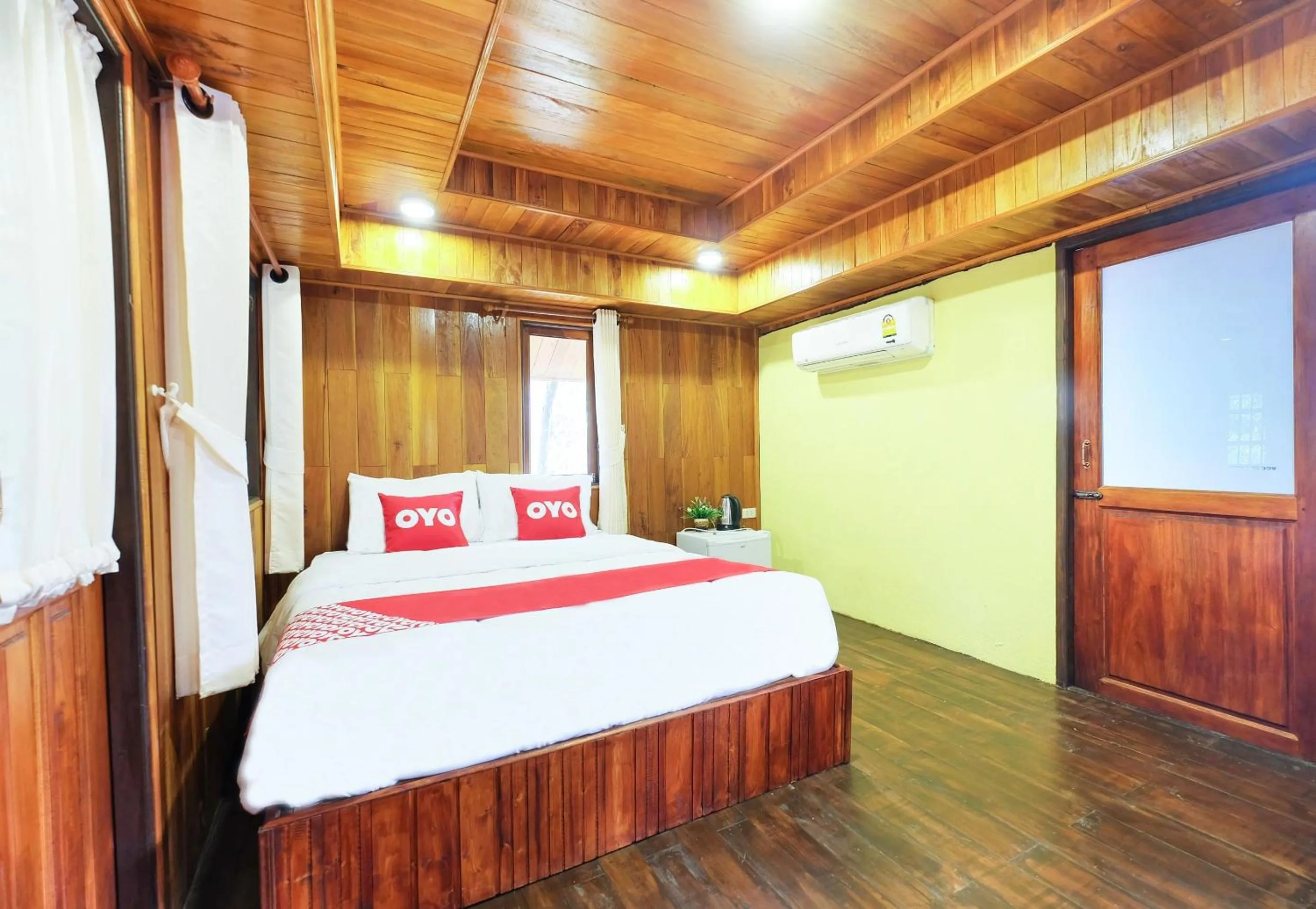 Bedroom in OYO 604 Ruen Mai Horm Resort