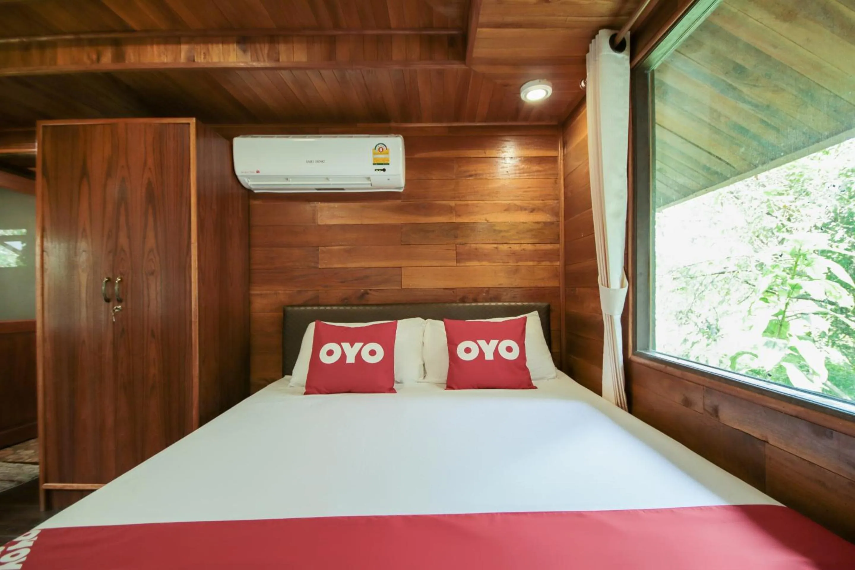 Bedroom in OYO 604 Ruen Mai Horm Resort