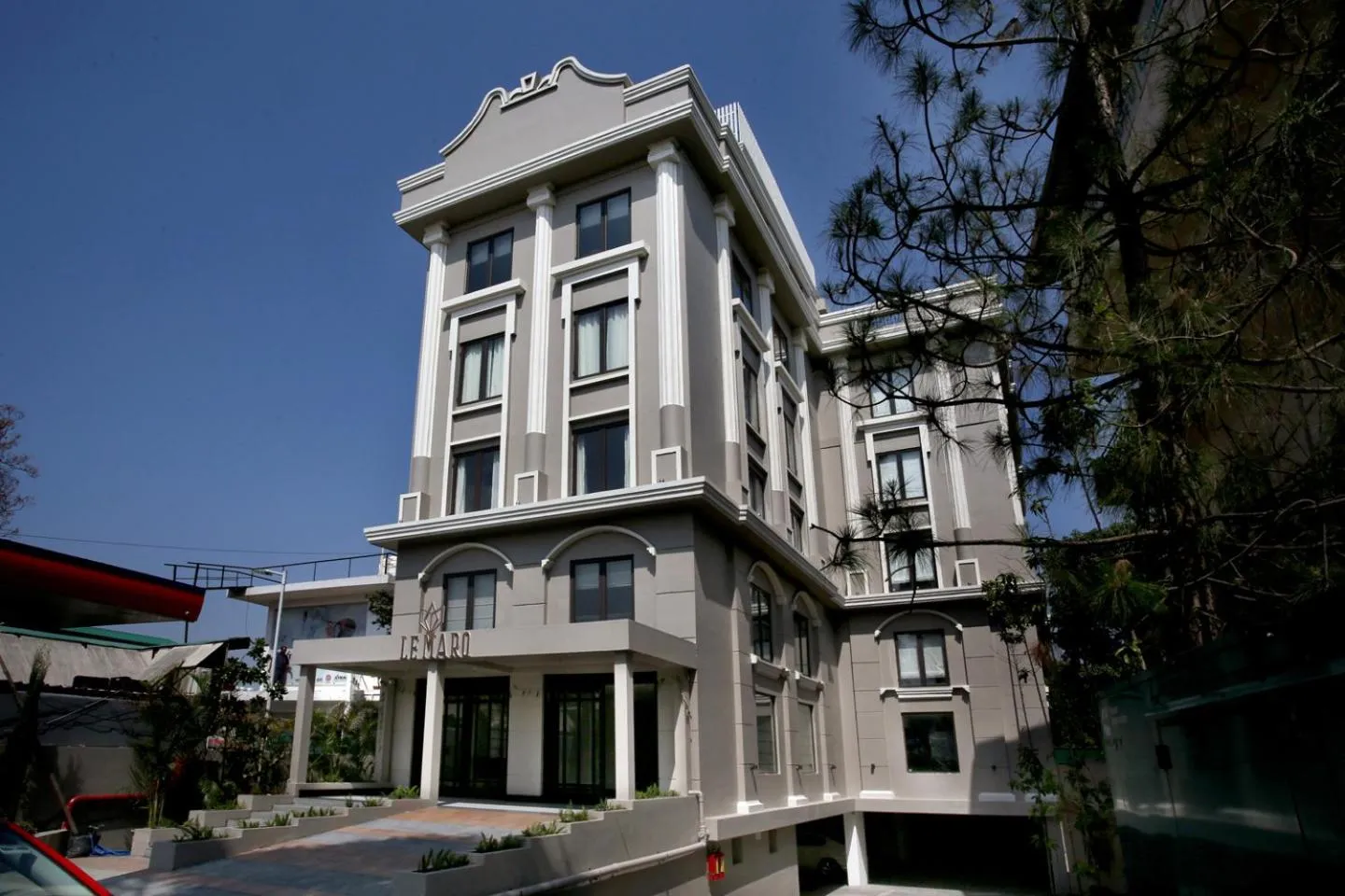 Property building in LEMARQ