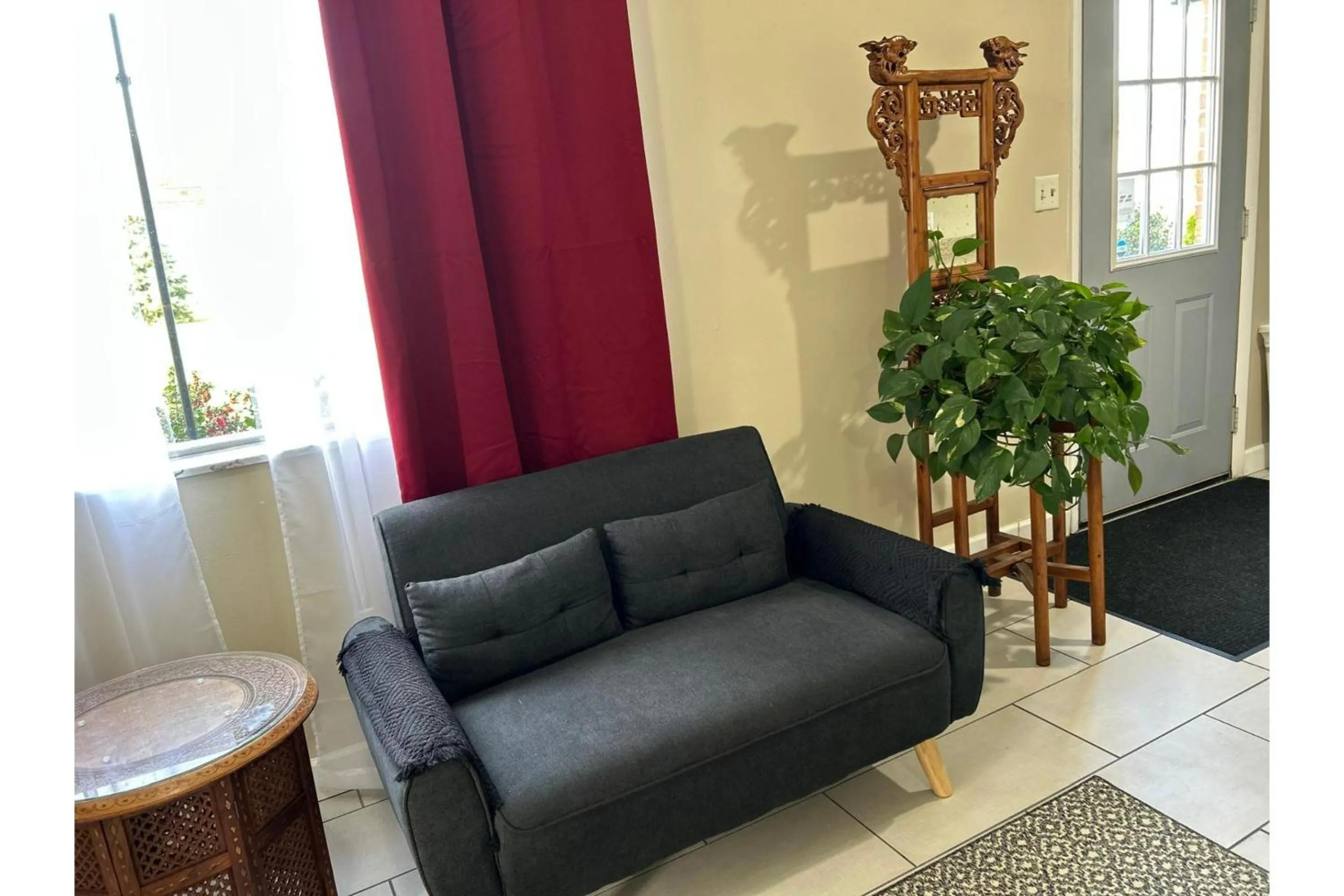 Lobby or reception in Lake Logan Inn Capital O Ohio