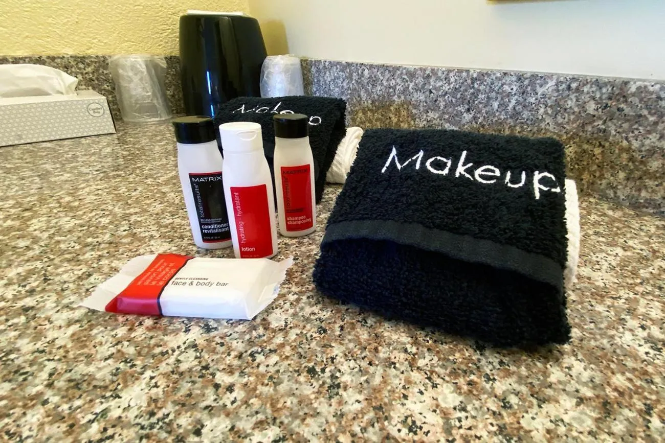 Property building in Budget Inn