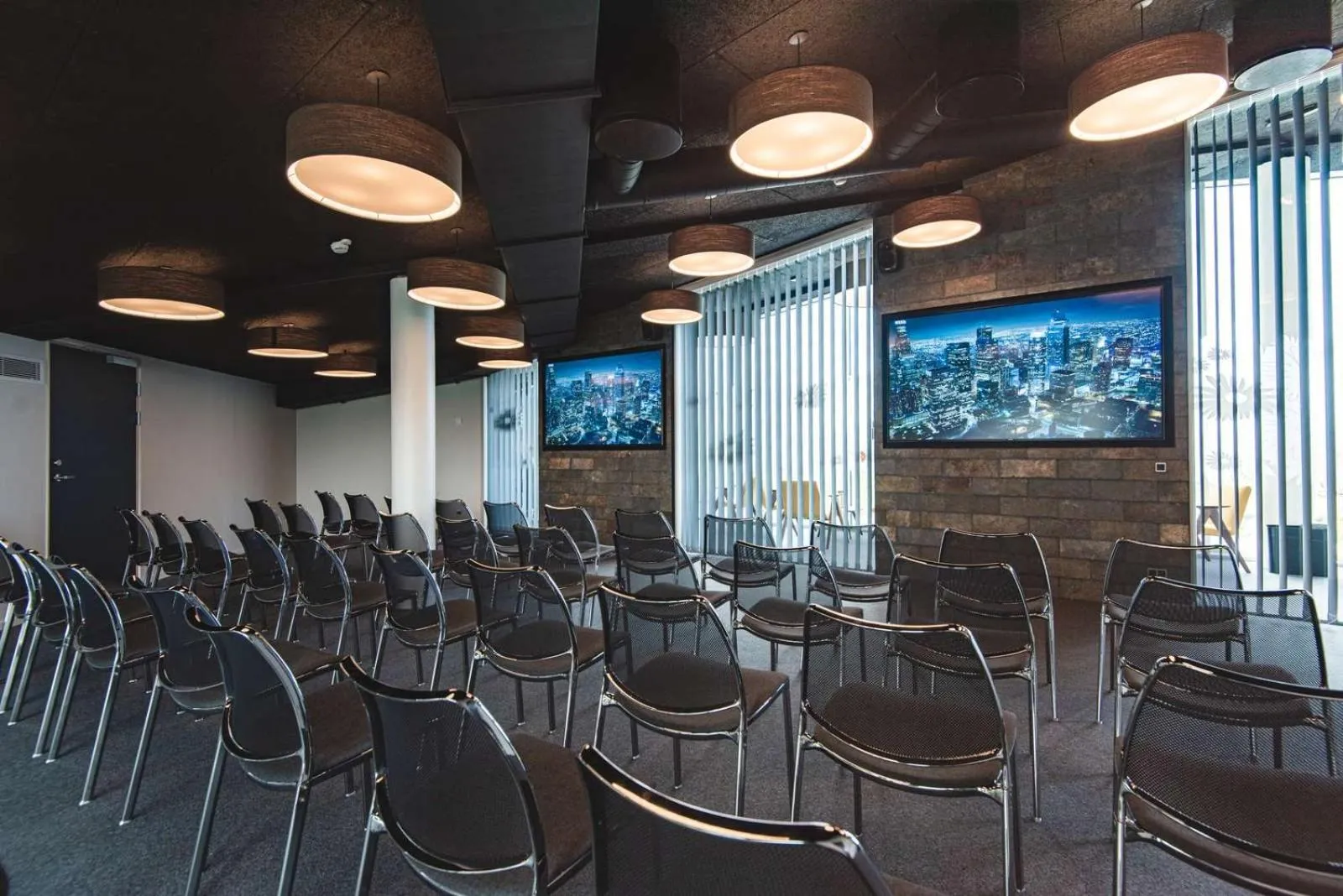 Business facilities in Hotel Brandan