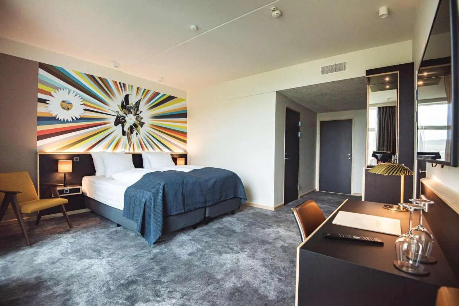 Property building, Bed in Hotel Brandan