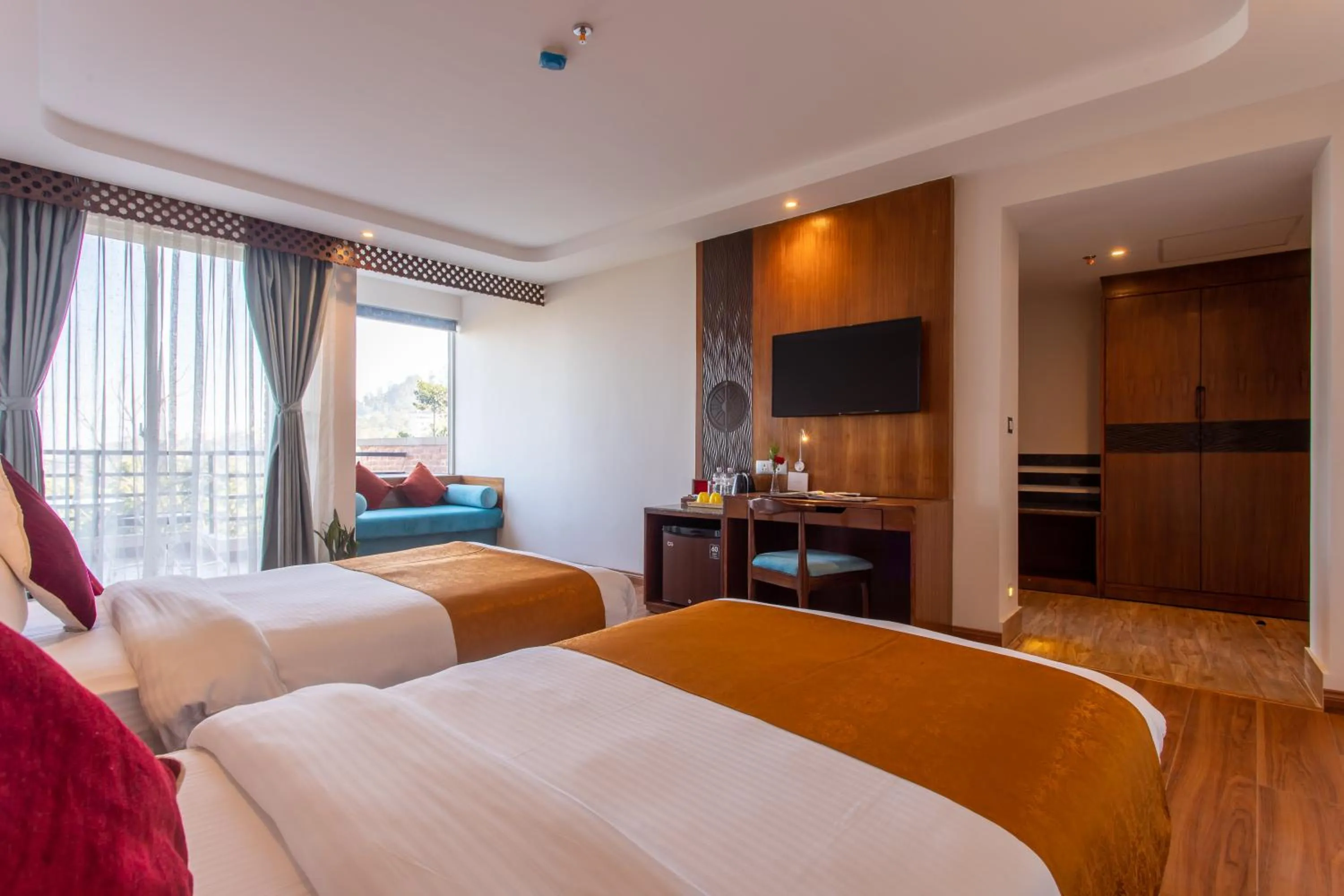 Bedroom, Bed in Hotel Sarathi