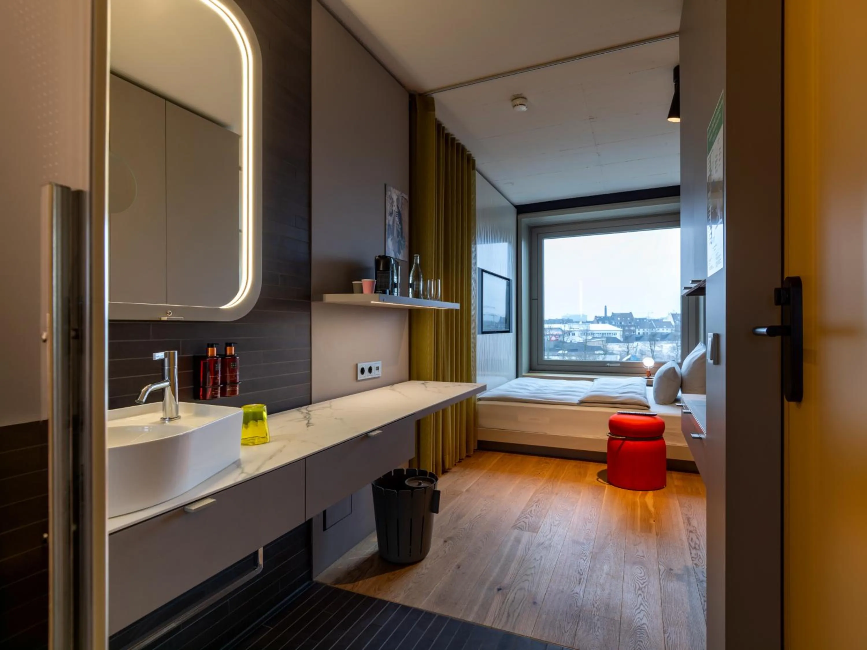 Bed in b'mine hotel Düsseldorf