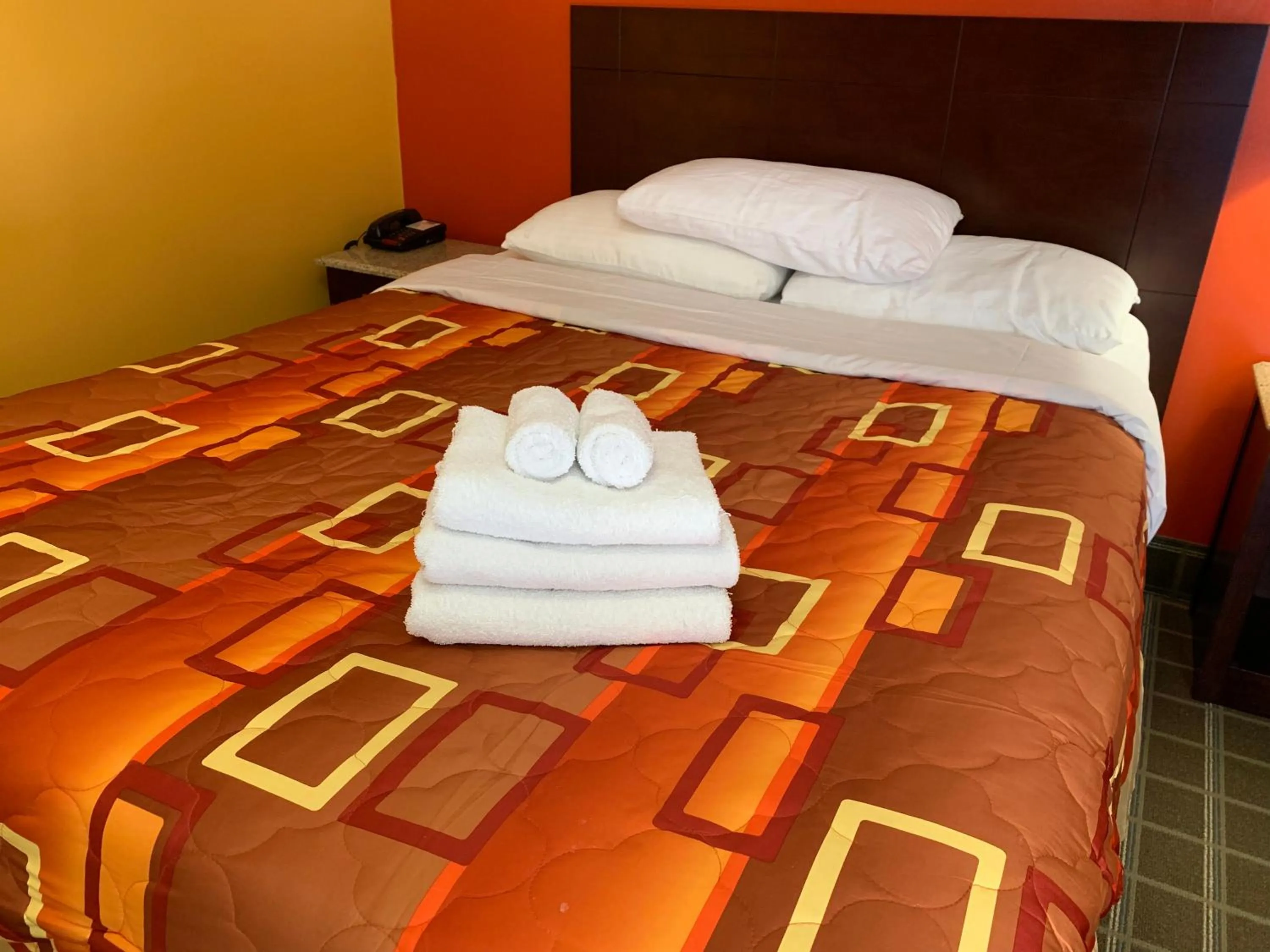 Bed in Scottish Inns Wrightstown